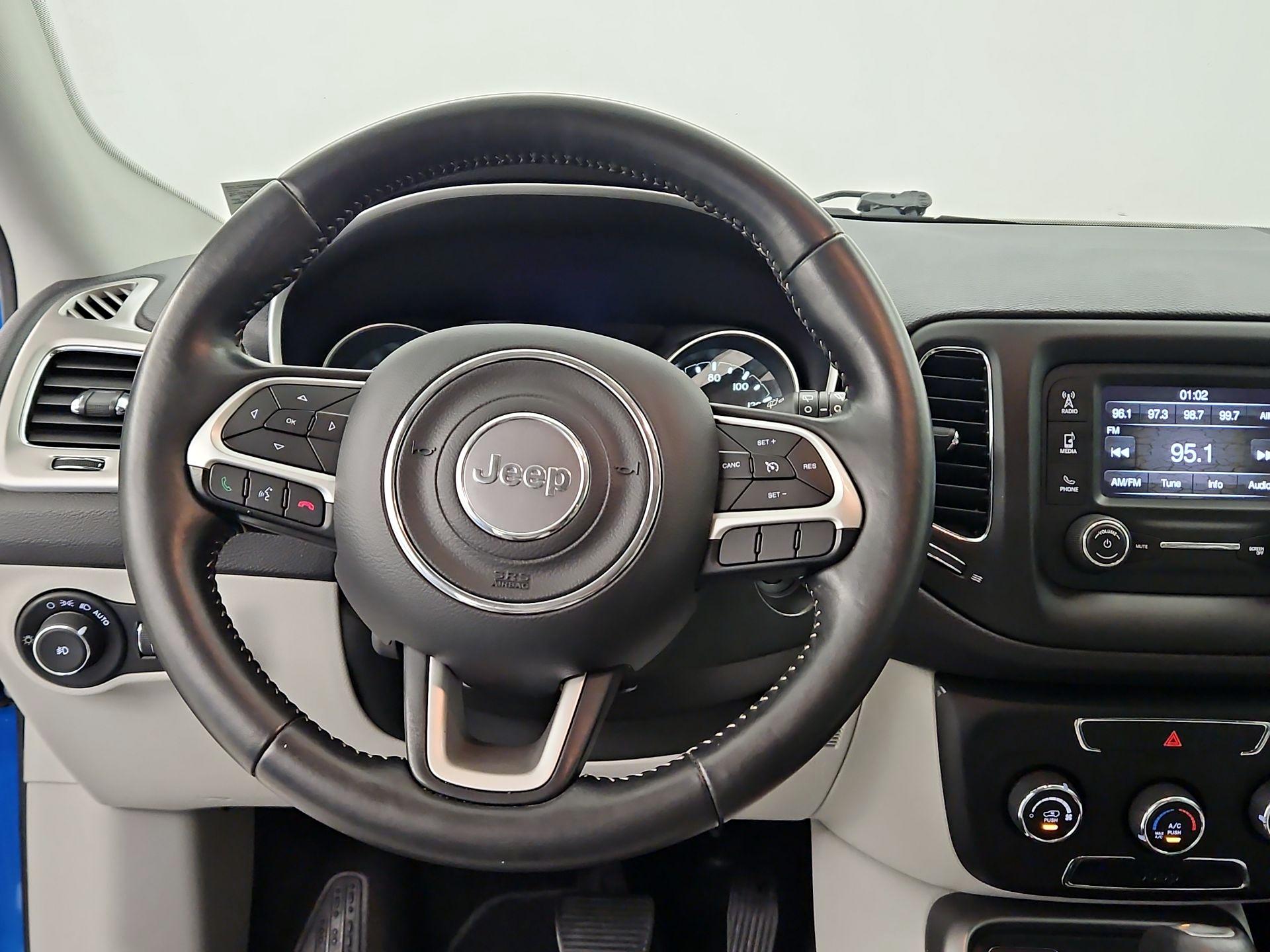 Thumbnail: 2017 Jeep Compass - 10