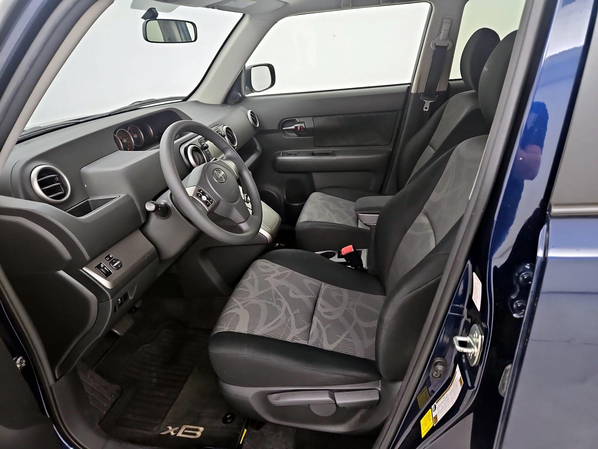 Thumbnail: 2015 Scion xB - 11