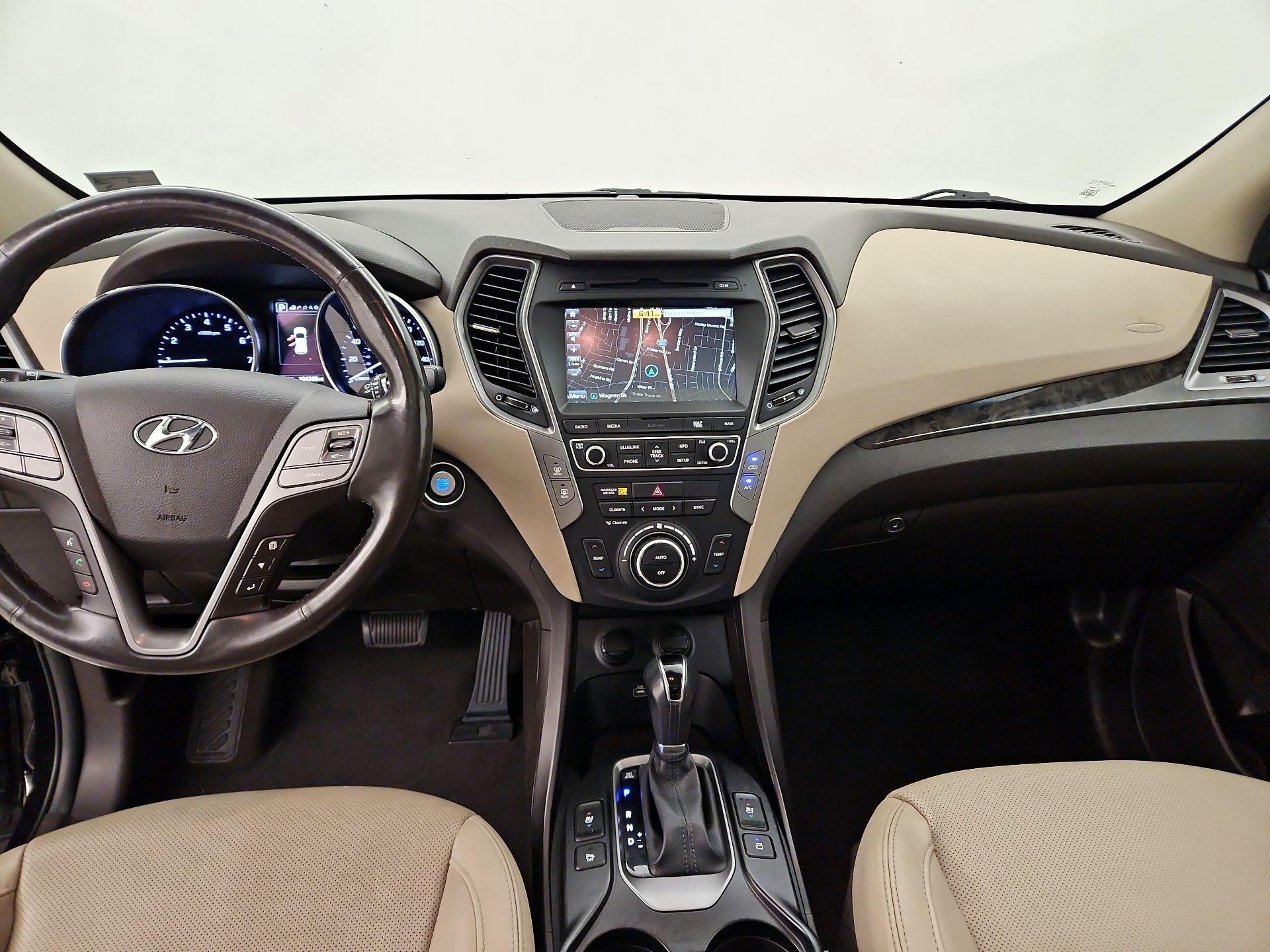 Thumbnail: 2017 Hyundai Santa Fe - 9