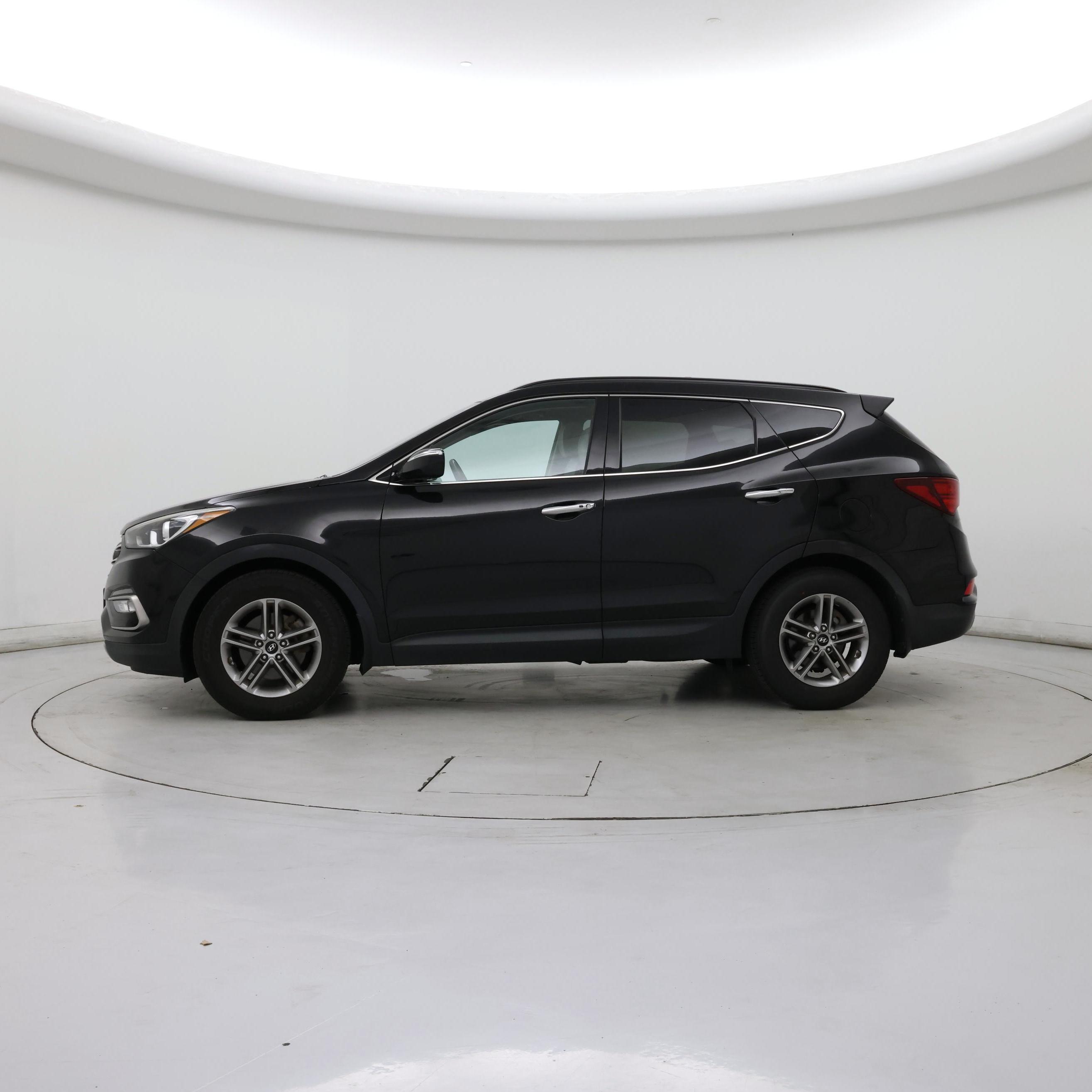 Thumbnail: 2017 Hyundai Santa Fe - 3