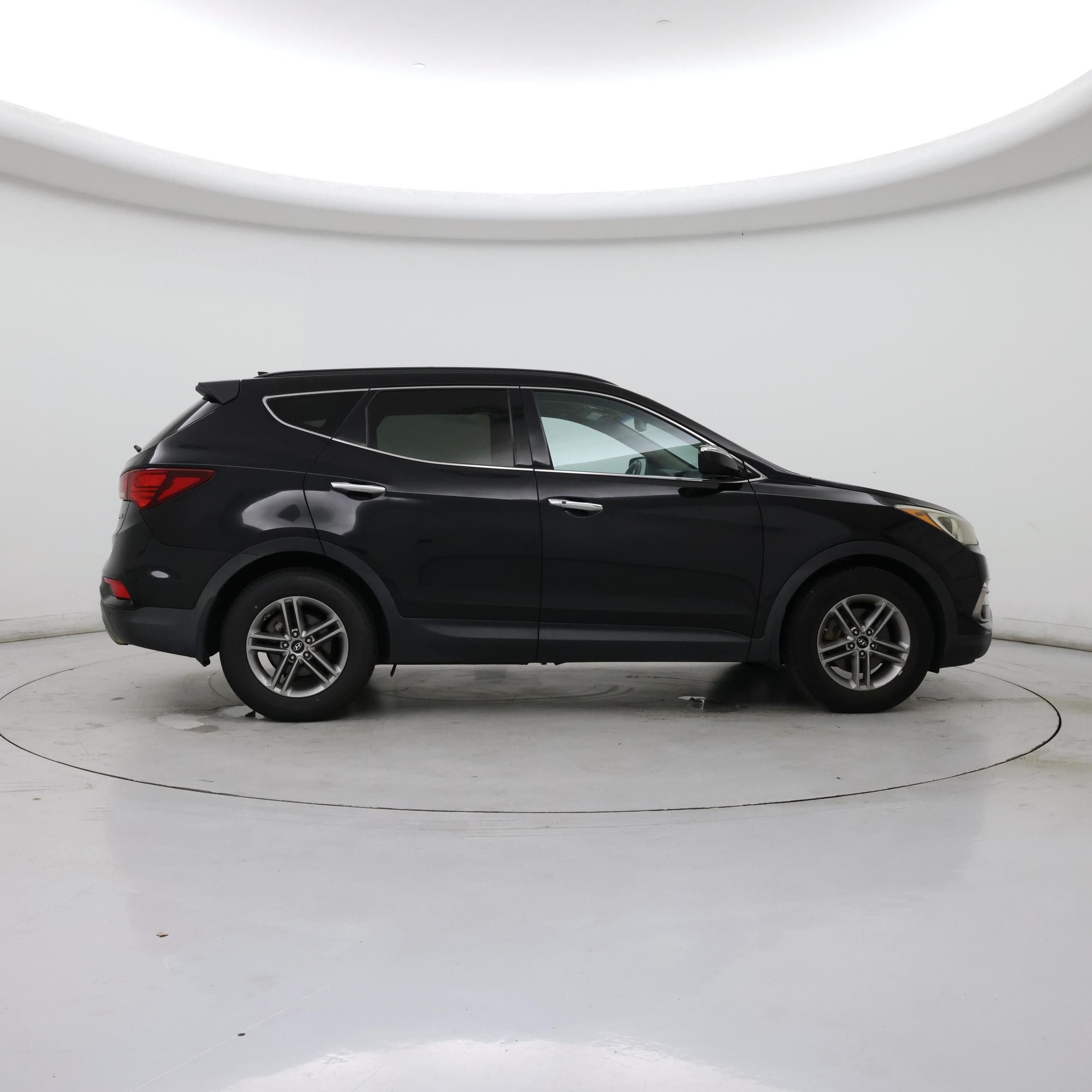 Thumbnail: 2017 Hyundai Santa Fe - 7