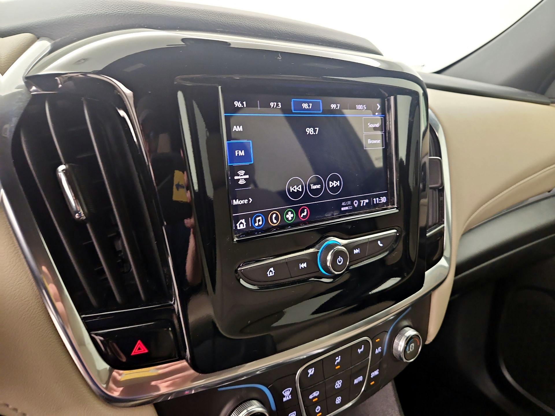 Thumbnail: 2023 Chevrolet Traverse - 15