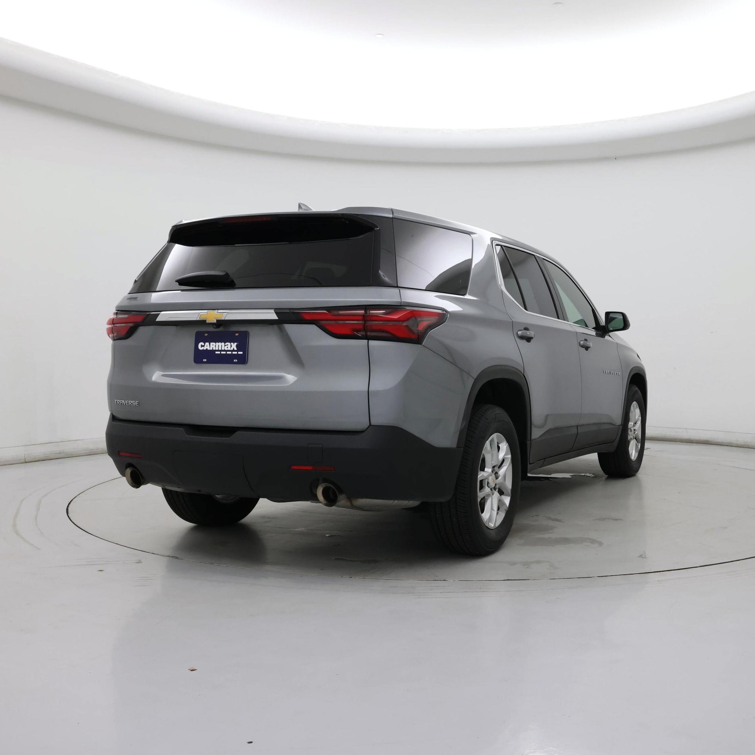 Thumbnail: 2023 Chevrolet Traverse - 8