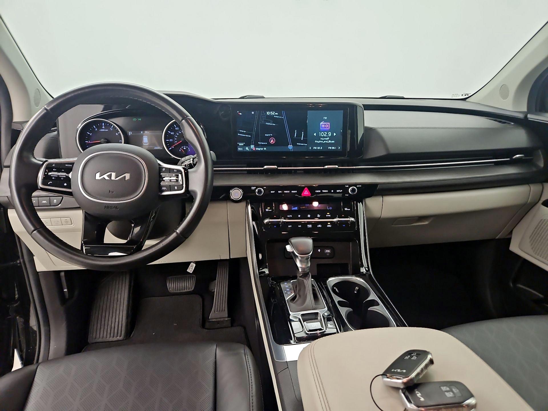 Thumbnail: 2022 Kia Carnival - 9