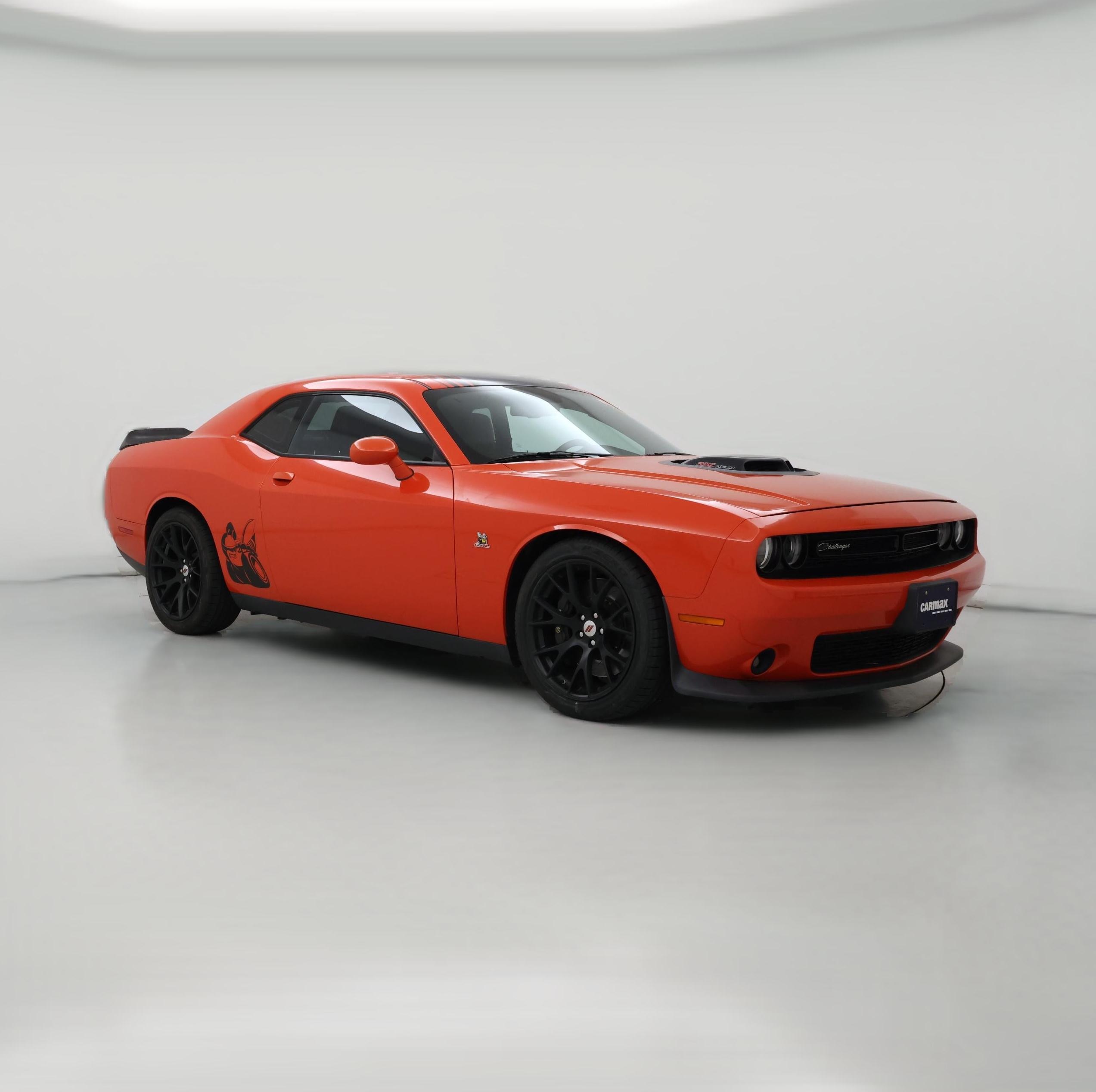 Thumbnail: 2017 Dodge Challenger - 1