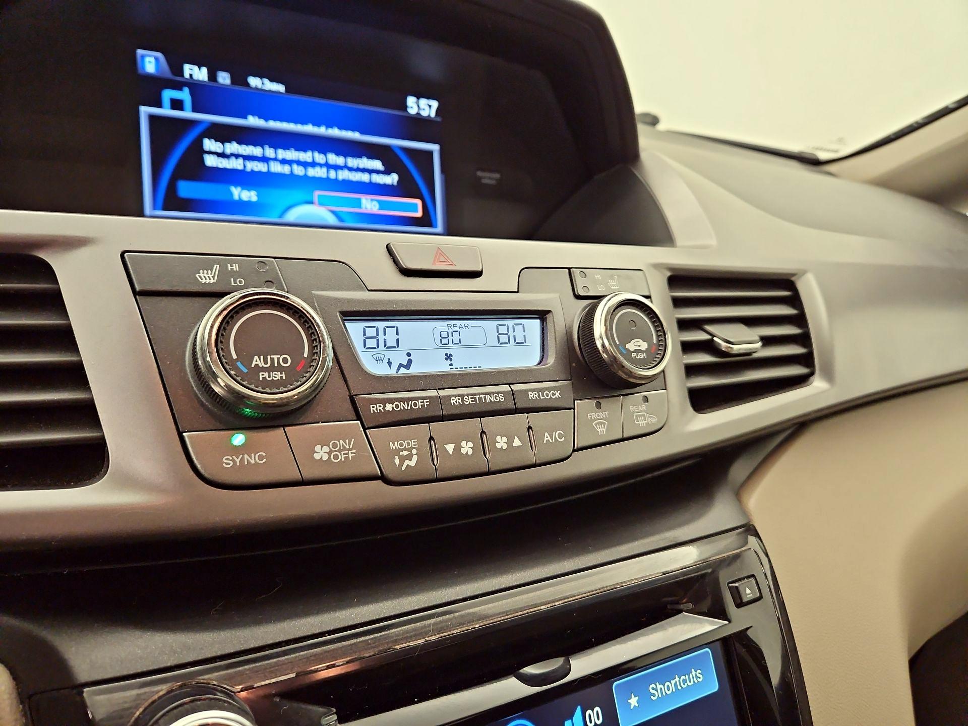 Thumbnail: 2014 Honda Odyssey - 16