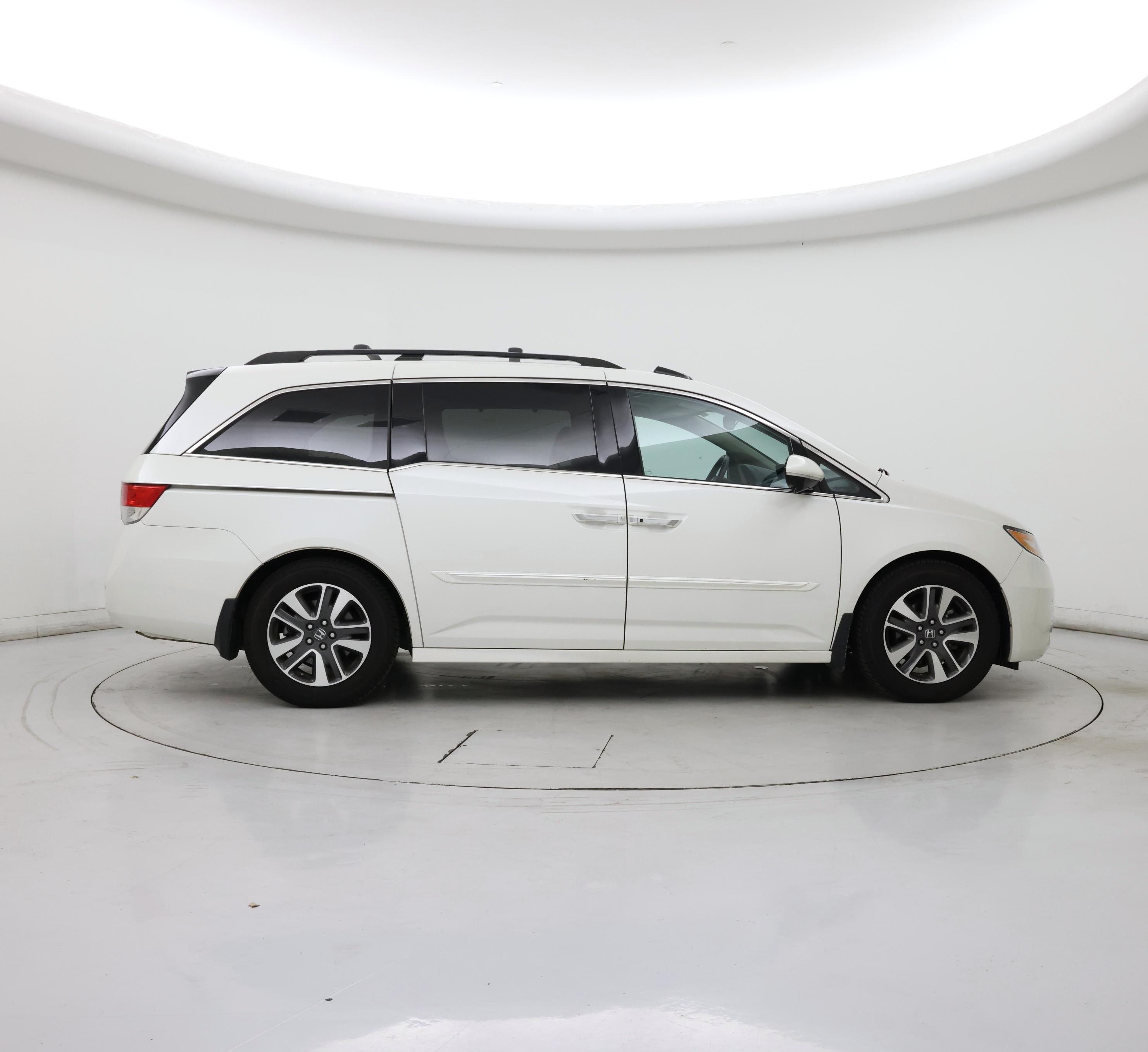 Thumbnail: 2014 Honda Odyssey - 7