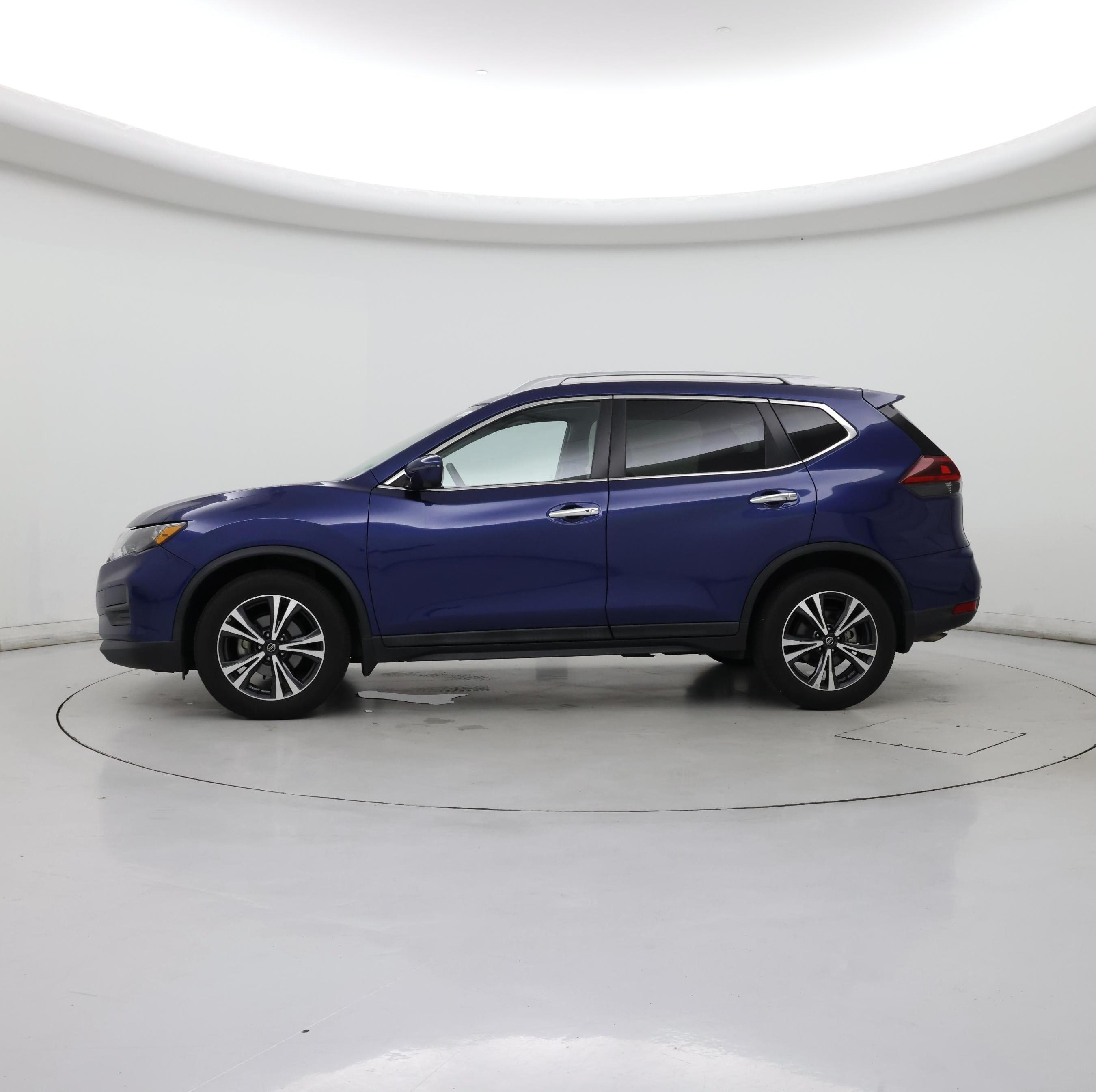 Thumbnail: 2020 Nissan Rogue - 3