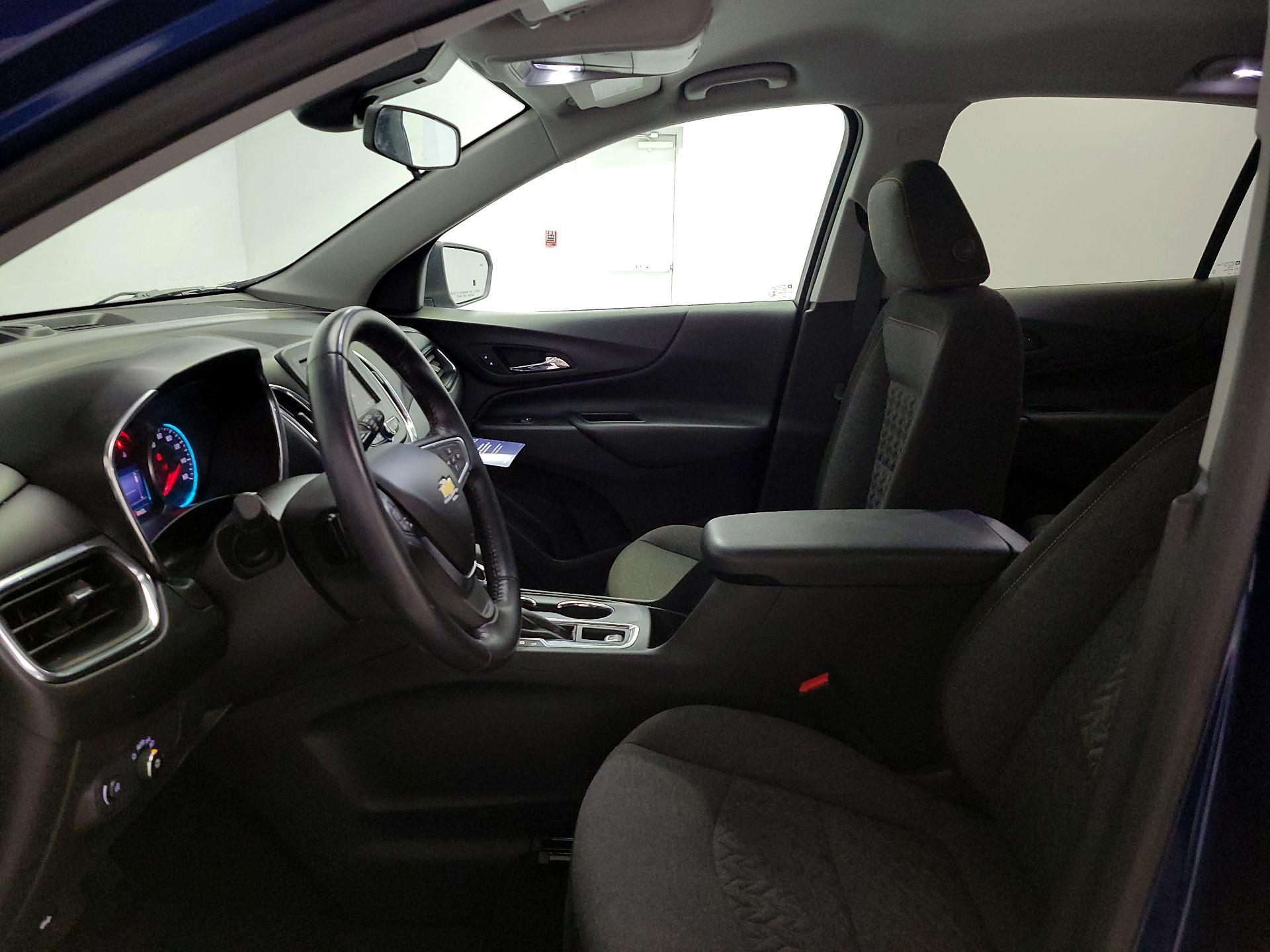 Thumbnail: 2022 Chevrolet Equinox - 11