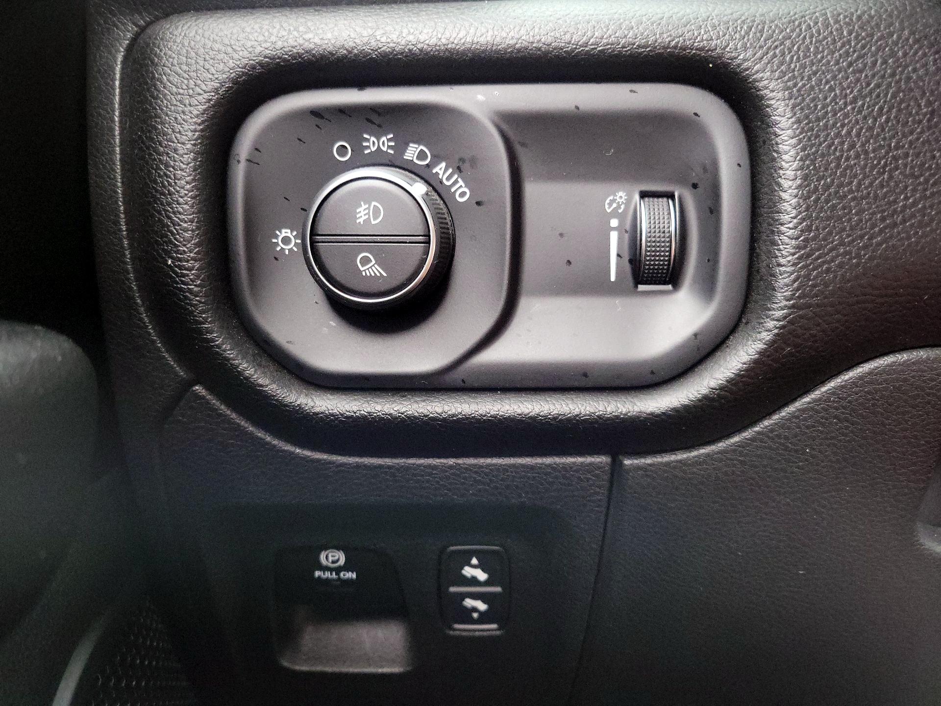Thumbnail: 2022 RAM 1500 - 13