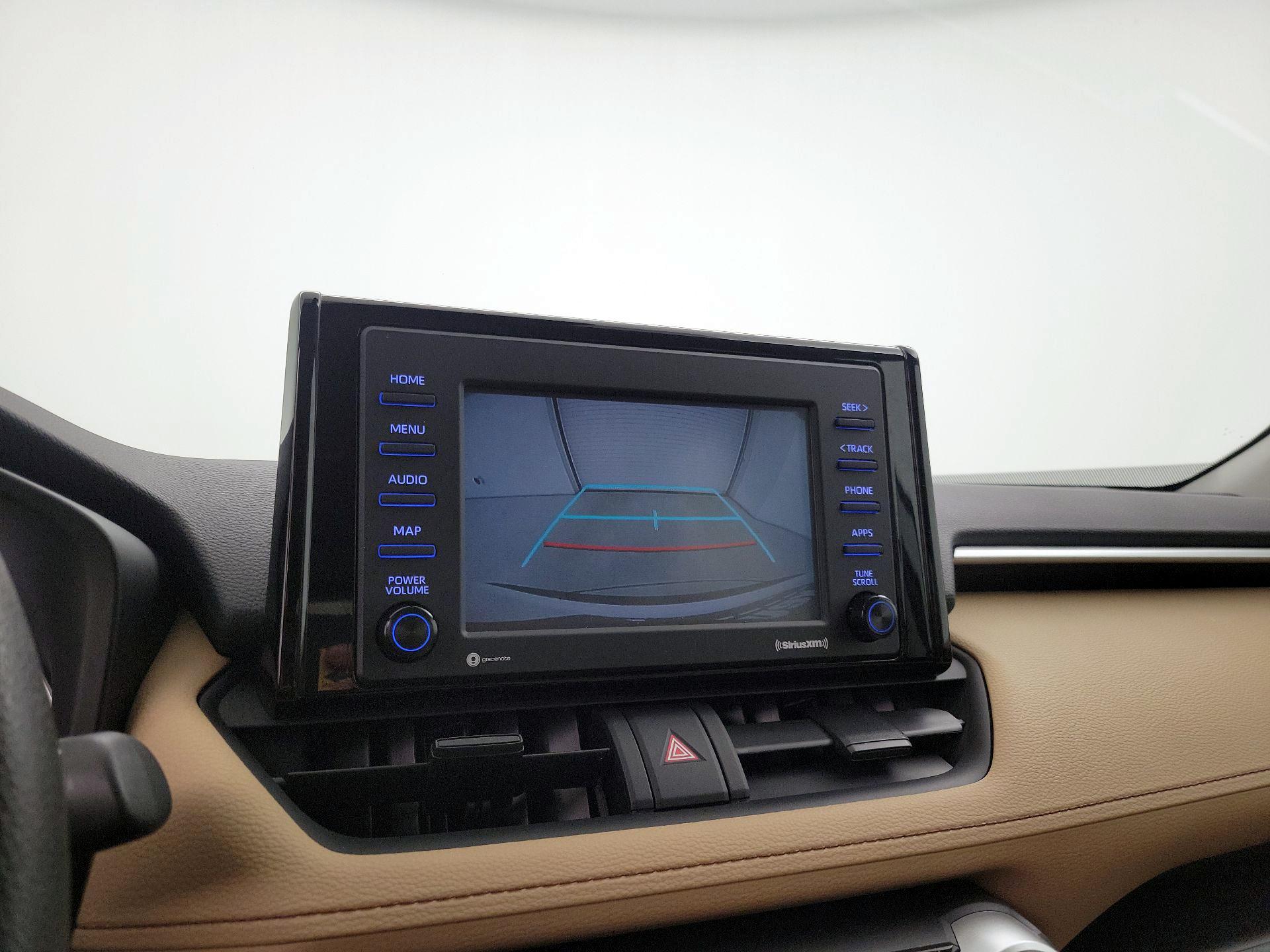 Thumbnail: 2020 Toyota RAV4 - 14
