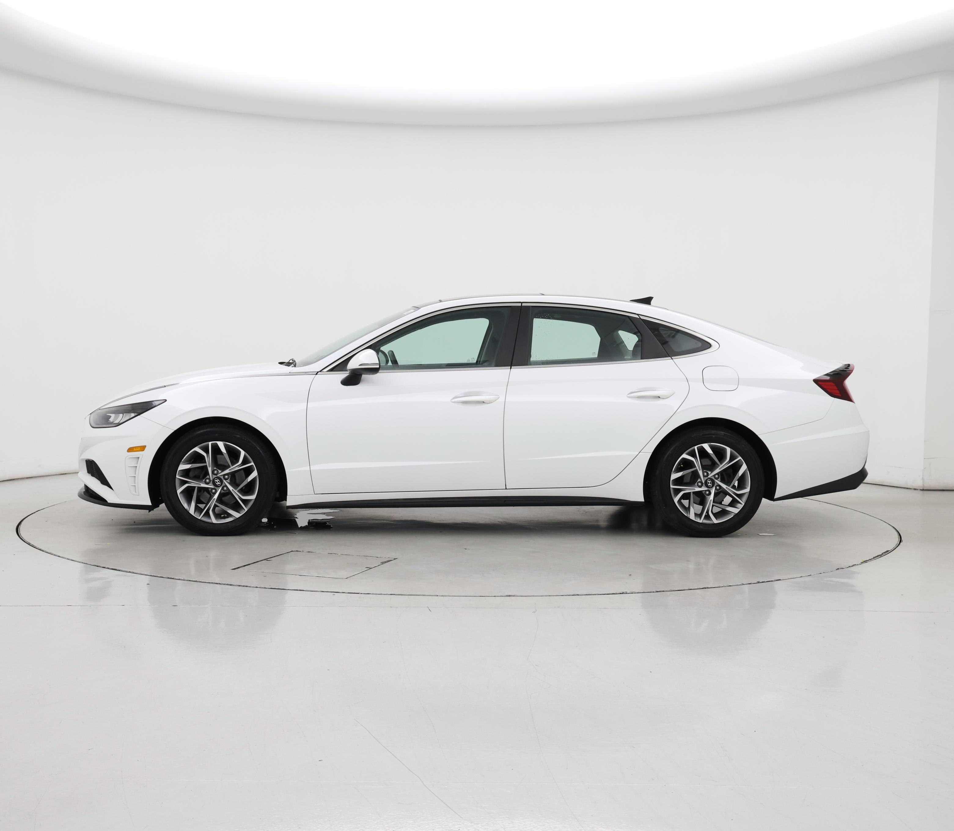 Thumbnail: 2020 Hyundai Sonata - 3