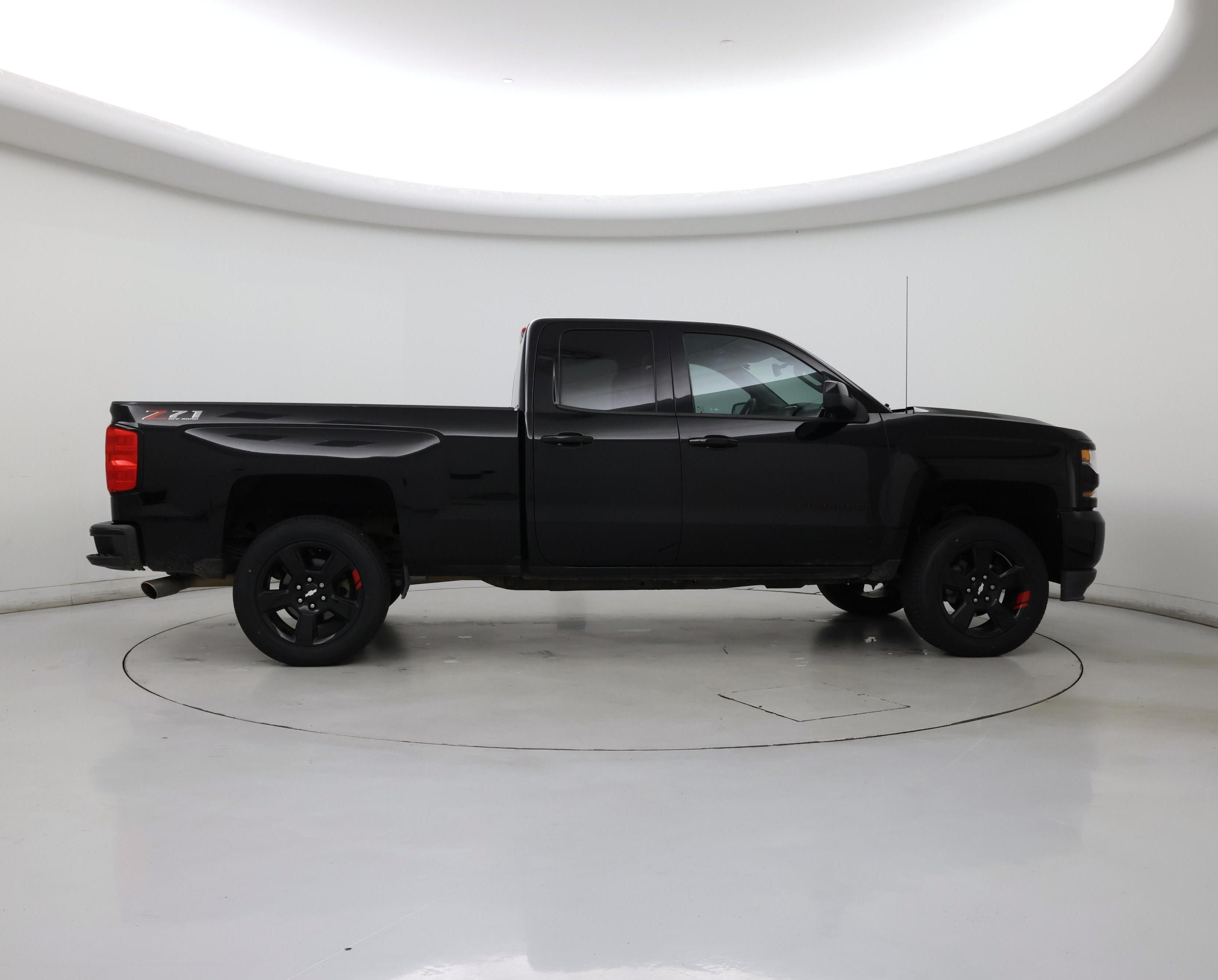 Thumbnail: 2018 Chevrolet Silverado 1500 - 7