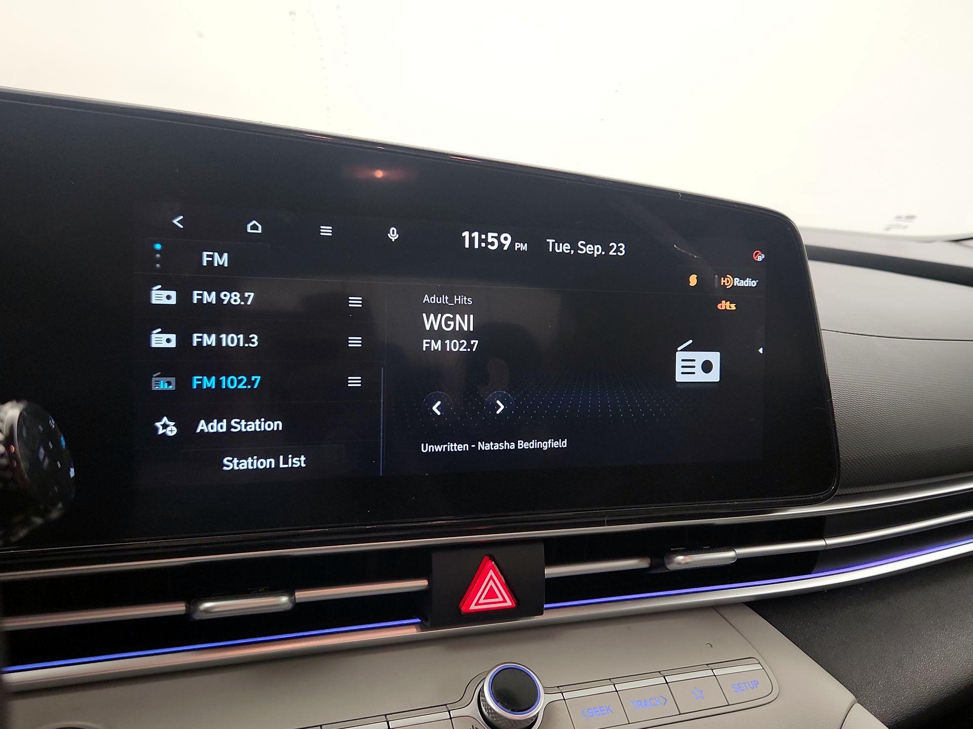 Thumbnail: 2023 Hyundai Elantra - 16