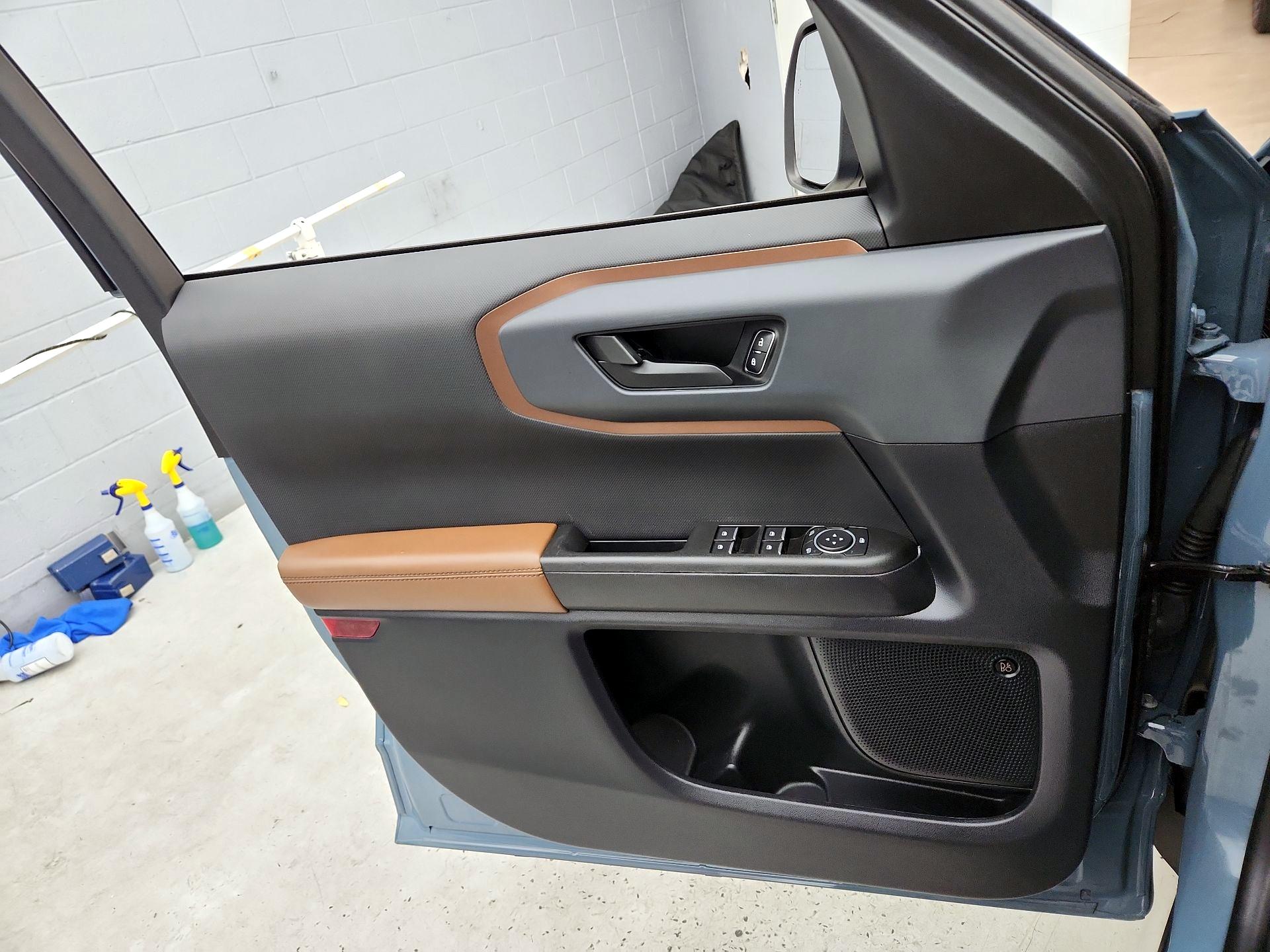 Thumbnail: 2022 Ford Bronco Sport - 12