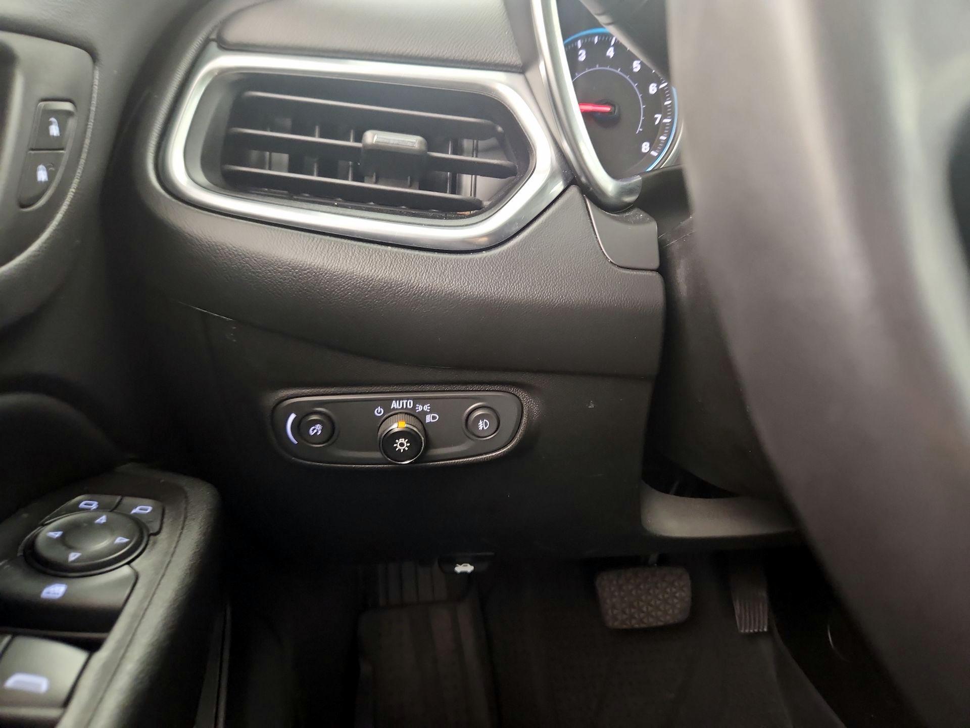 Thumbnail: 2021 Chevrolet Equinox - 13