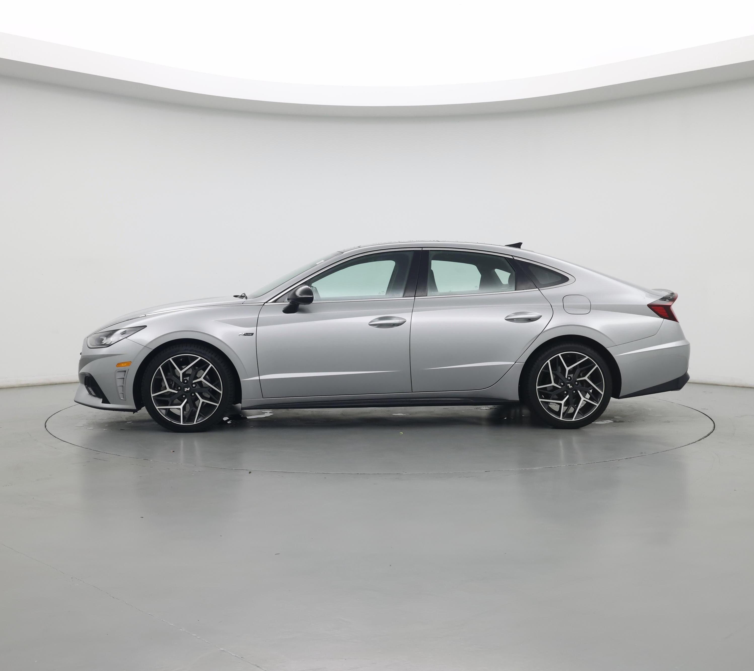 Thumbnail: 2021 Hyundai Sonata - 3
