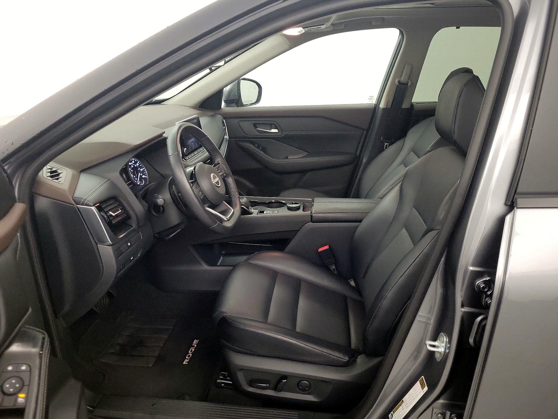 Thumbnail: 2023 Nissan Rogue - 11