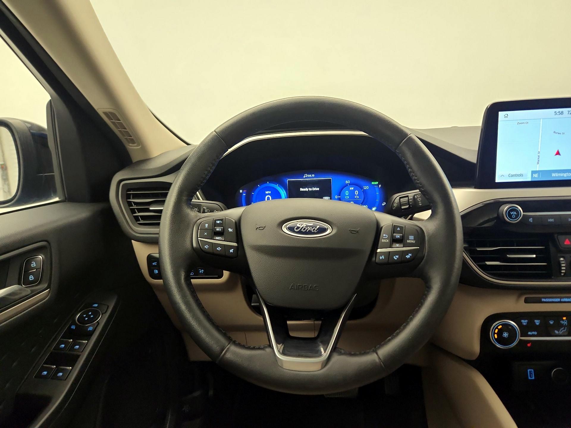 Thumbnail: 2020 Ford Escape - 10