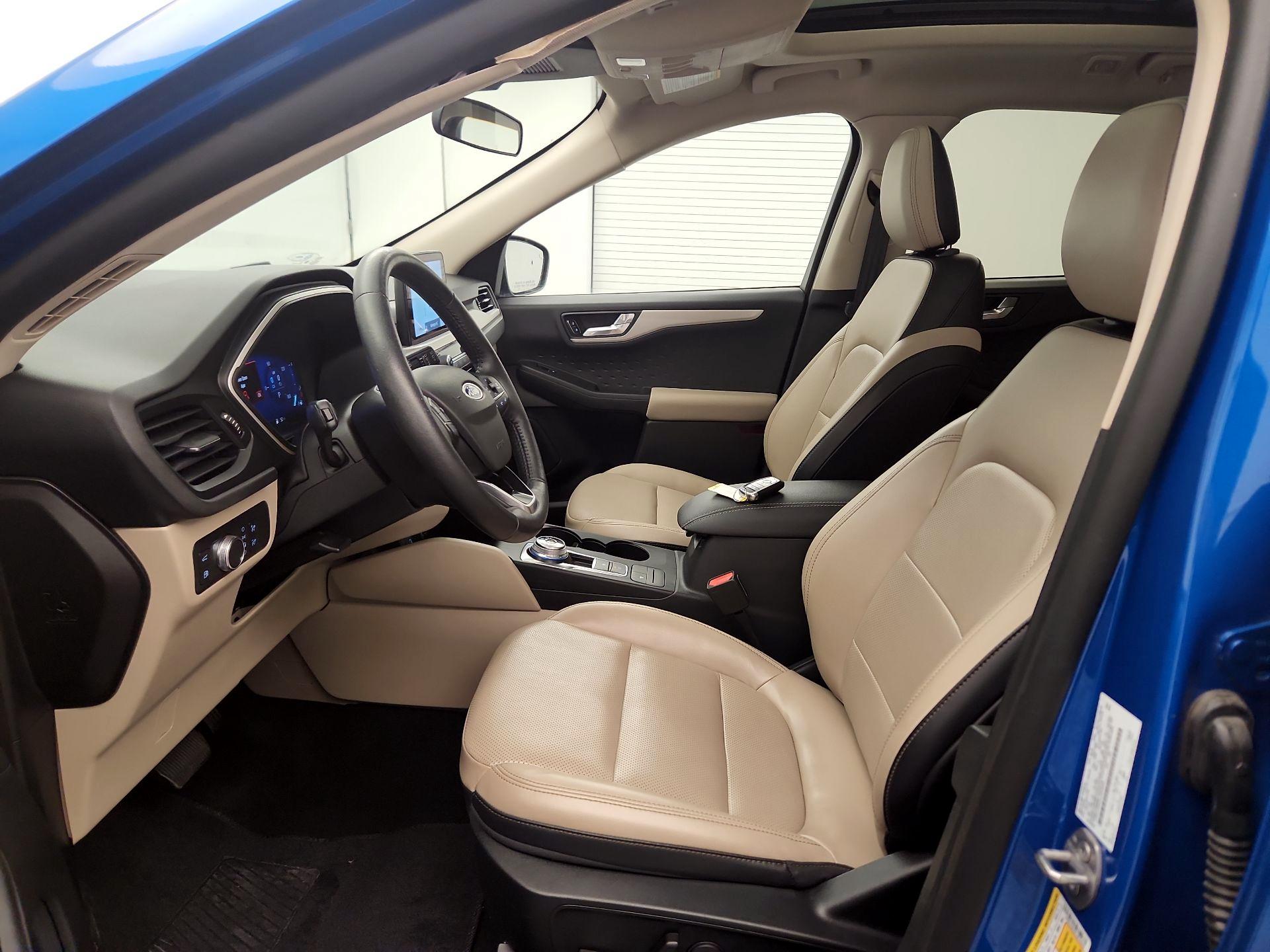 Thumbnail: 2020 Ford Escape - 11
