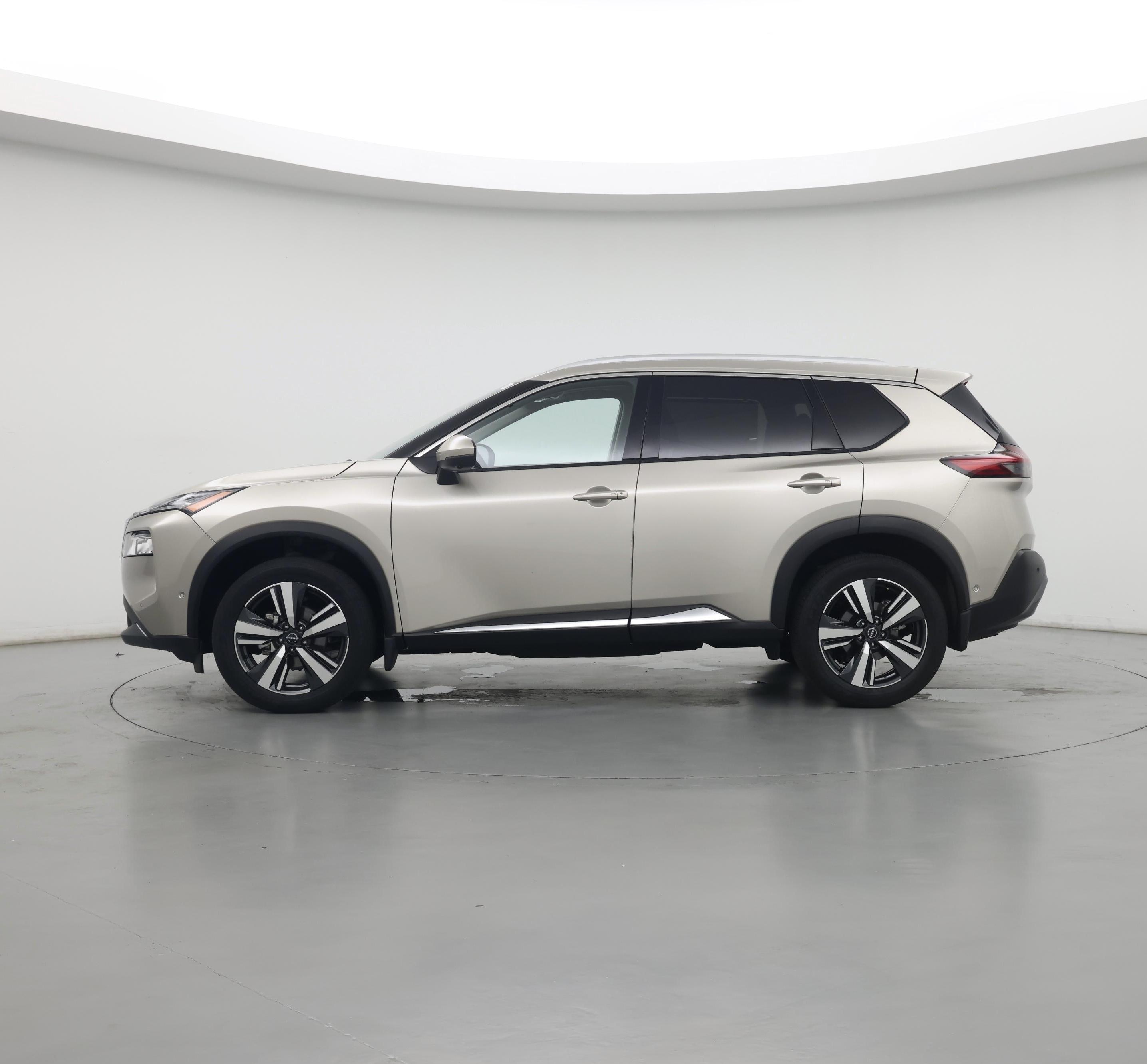 Thumbnail: 2022 Nissan Rogue - 3