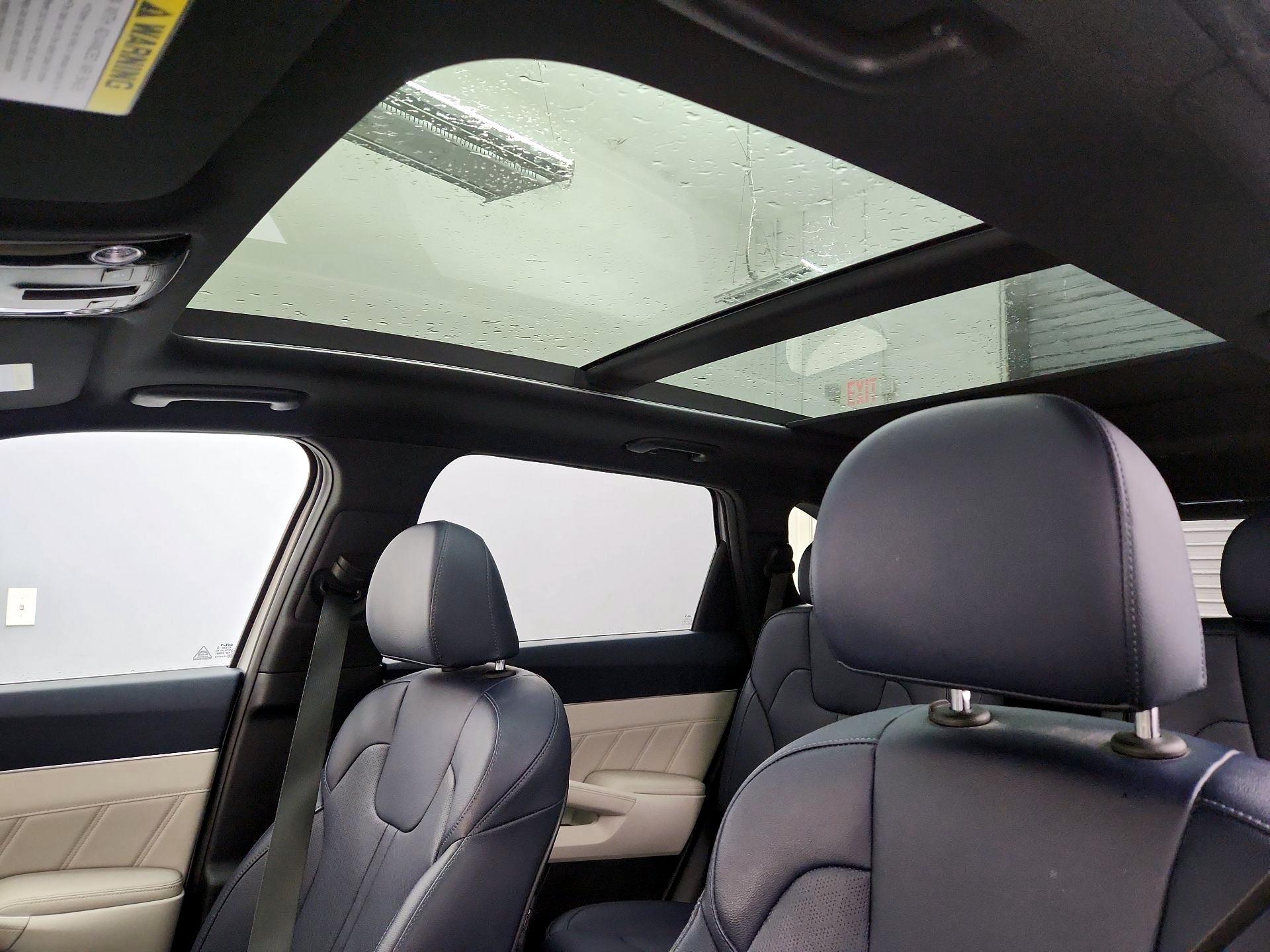 Thumbnail: 2022 Kia Sorento - 20