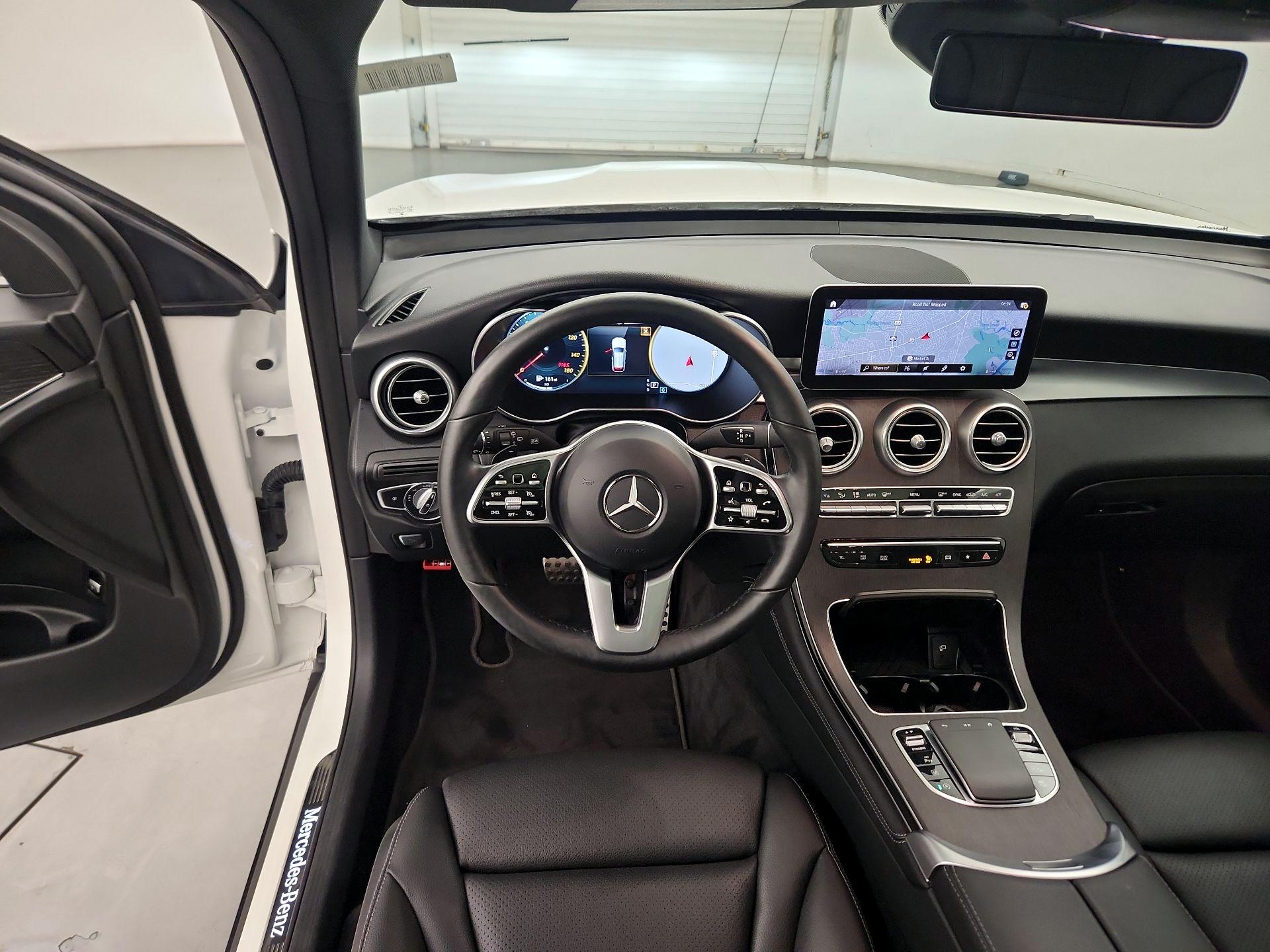 Thumbnail: 2020 Mercedes-Benz GLC - 10