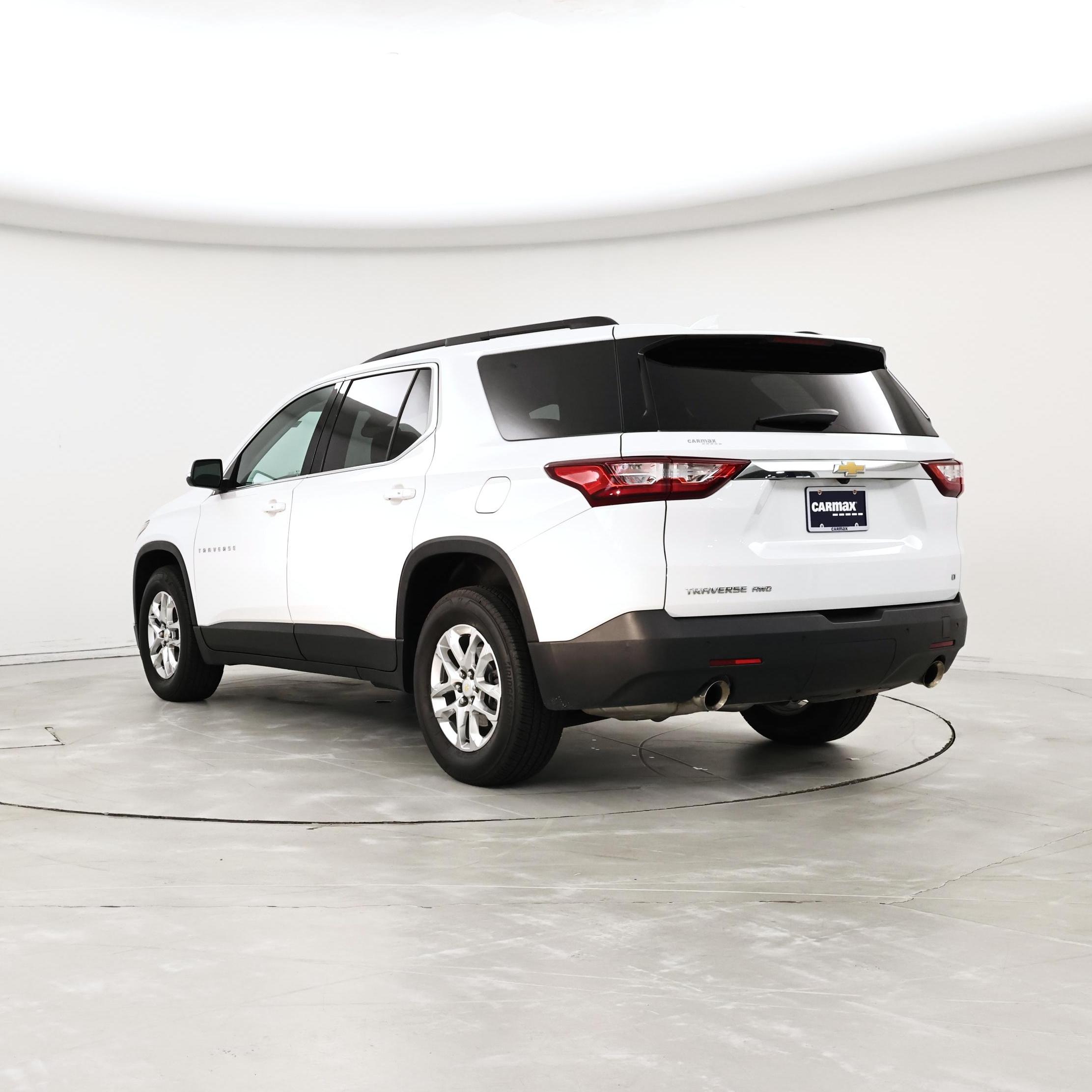 Thumbnail: 2021 Chevrolet Traverse - 2