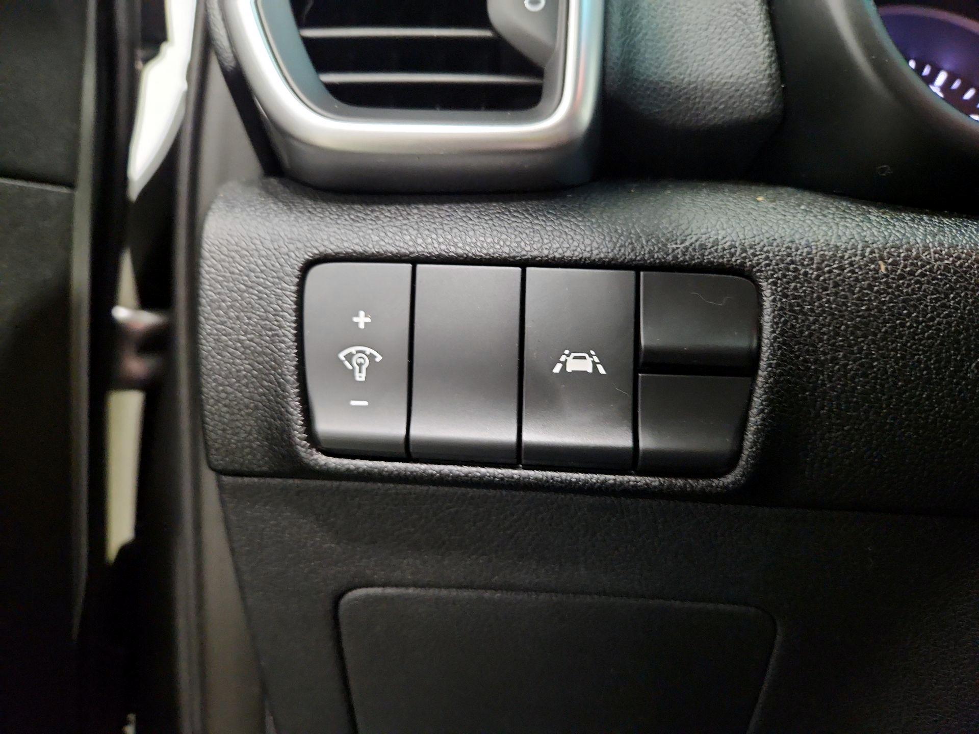 Thumbnail: 2020 Kia Sportage - 13