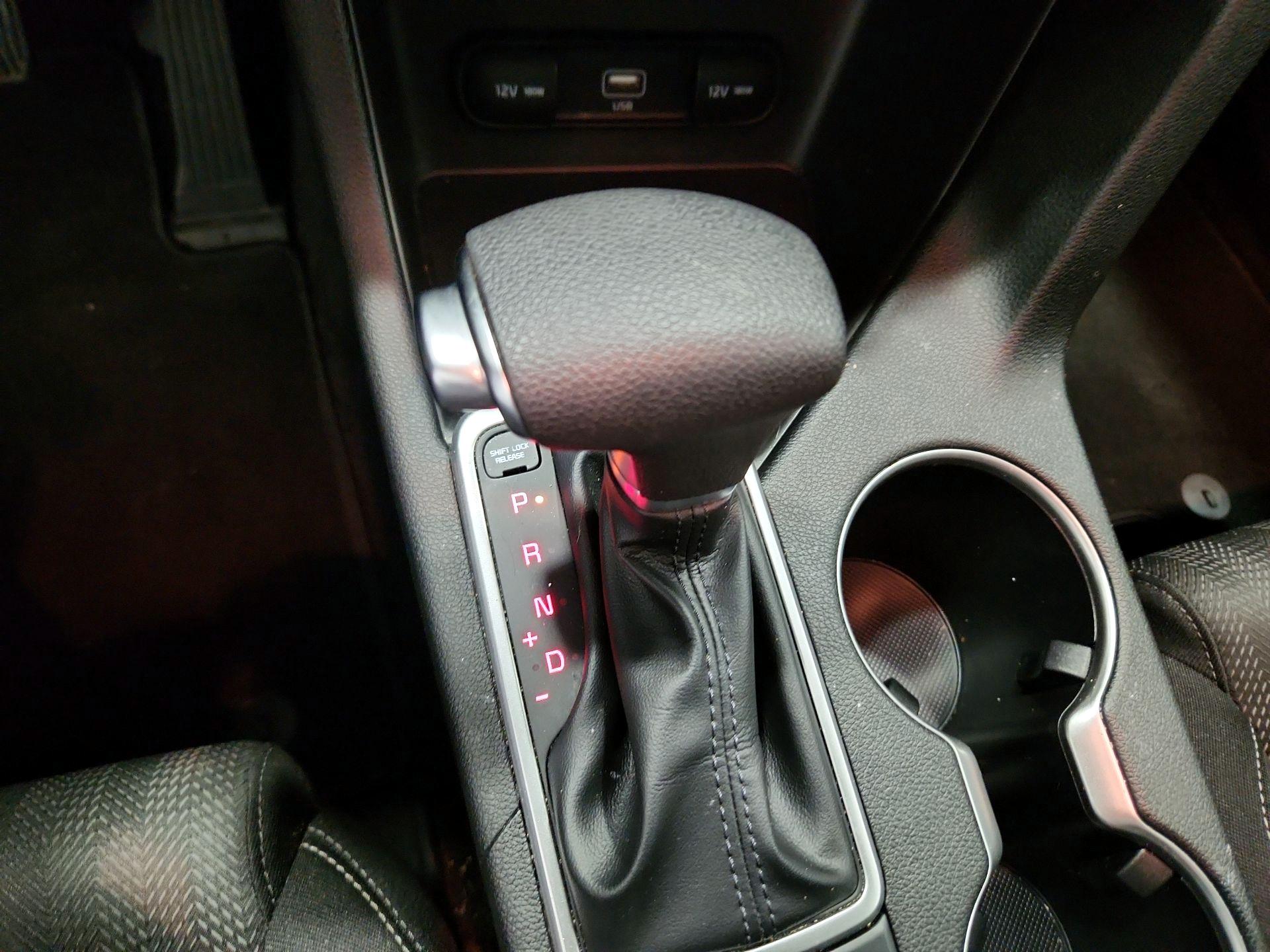 Thumbnail: 2020 Kia Sportage - 17