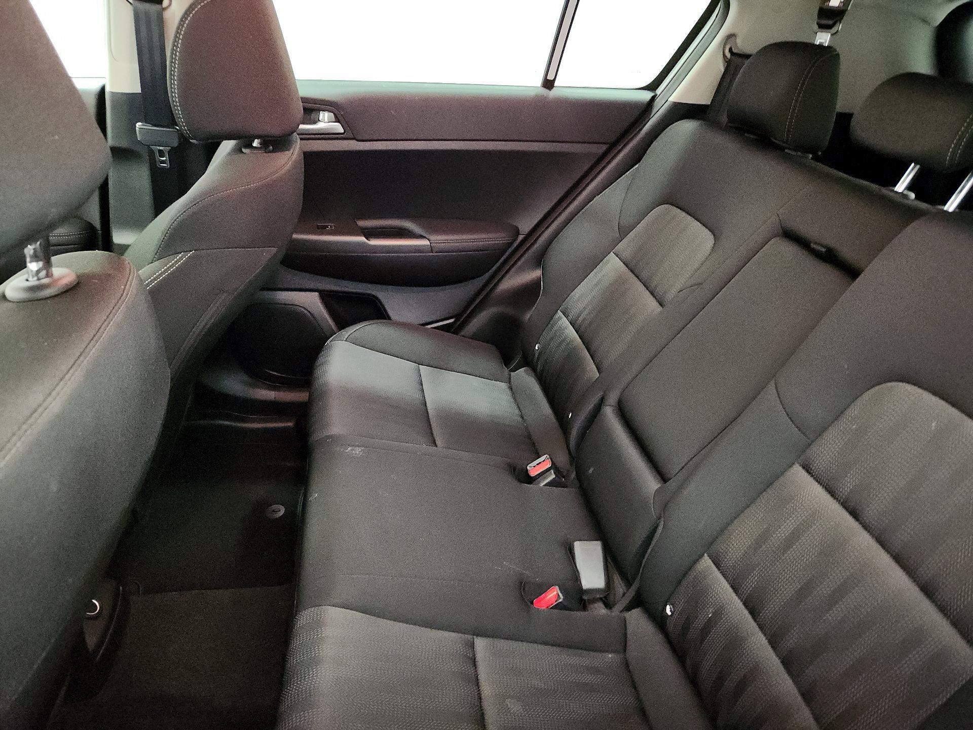 Thumbnail: 2020 Kia Sportage - 19