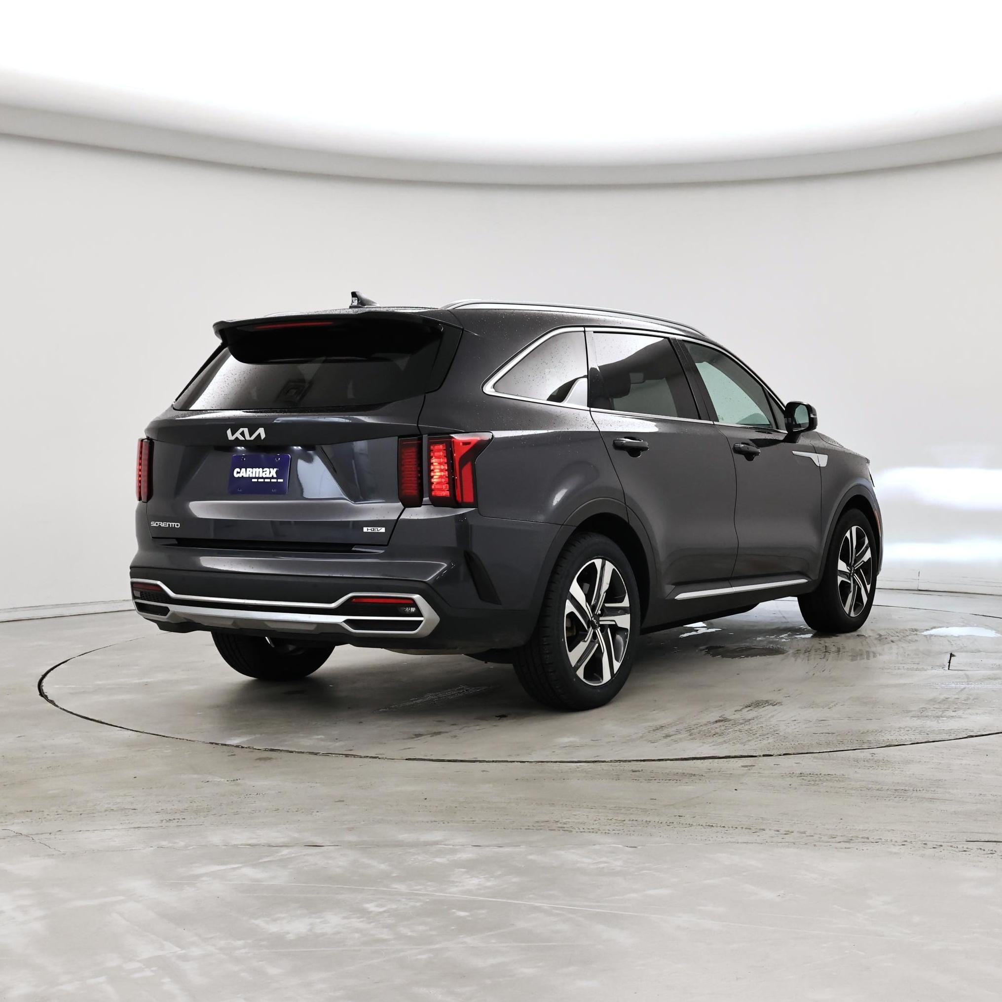 Thumbnail: 2023 Kia Sorento - 8