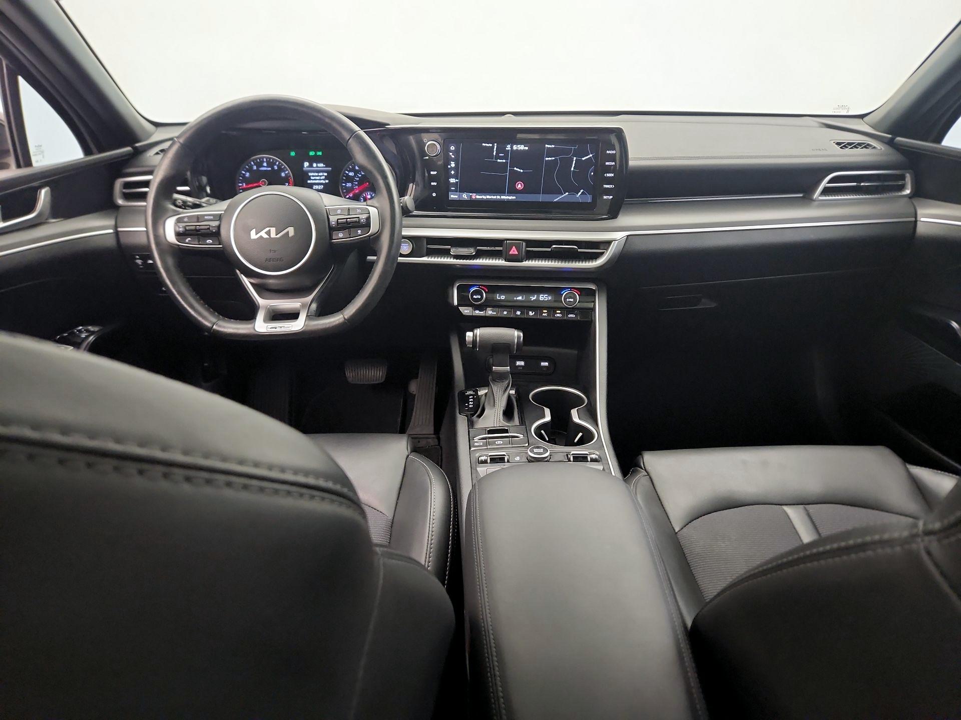 Thumbnail: 2023 Kia K5 - 9