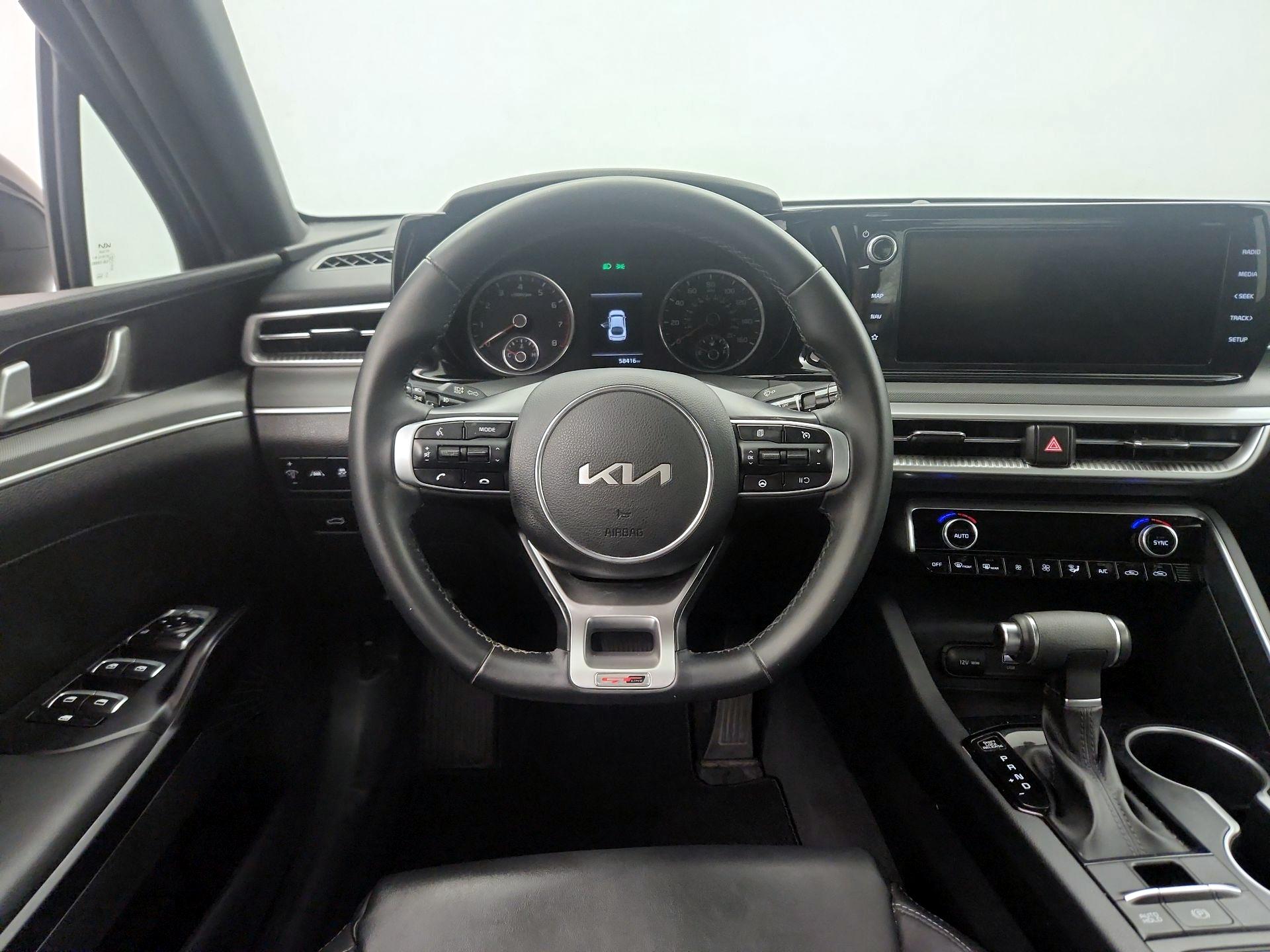 Thumbnail: 2022 Kia K5 - 10