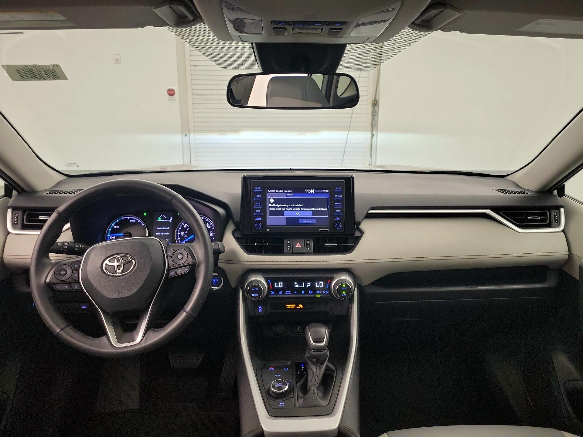 Thumbnail: 2022 Toyota RAV4 - 9