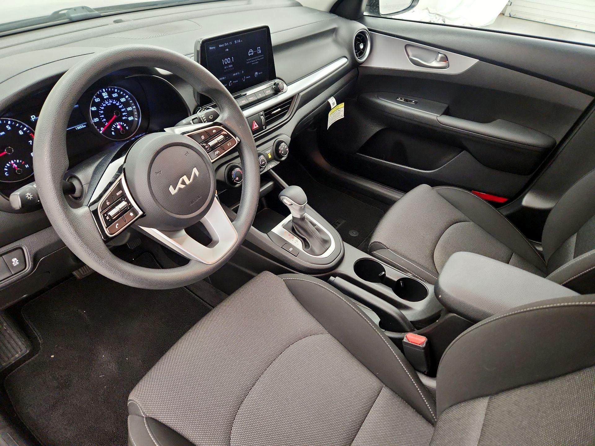 Thumbnail: 2023 Kia Forte - 11