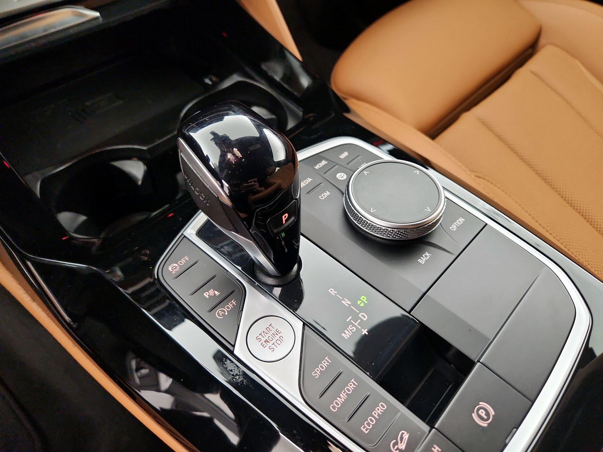 Thumbnail: 2022 BMW X4 - 18