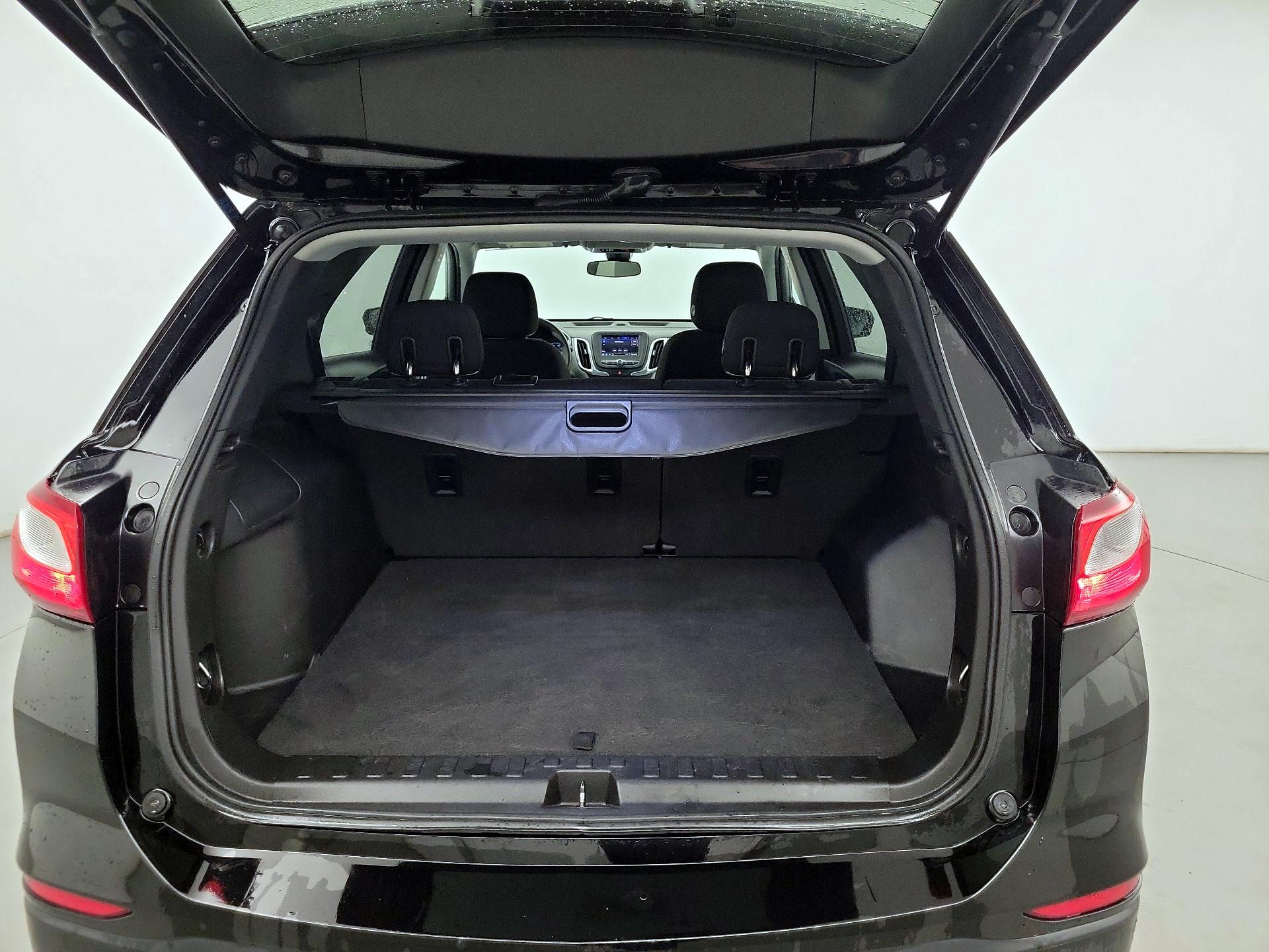 Thumbnail: 2020 Chevrolet Equinox - 20