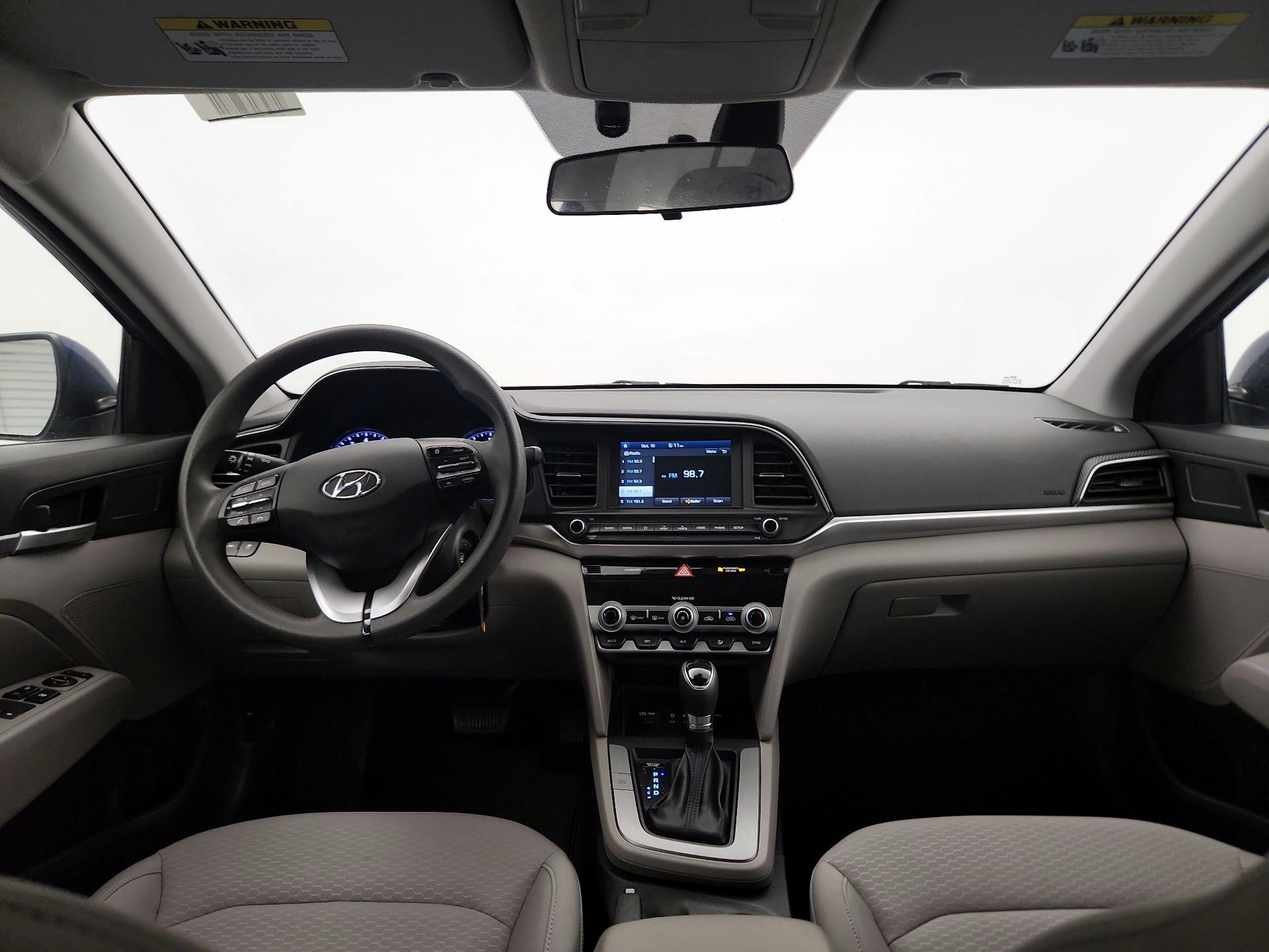 Thumbnail: 2020 Hyundai Elantra - 9
