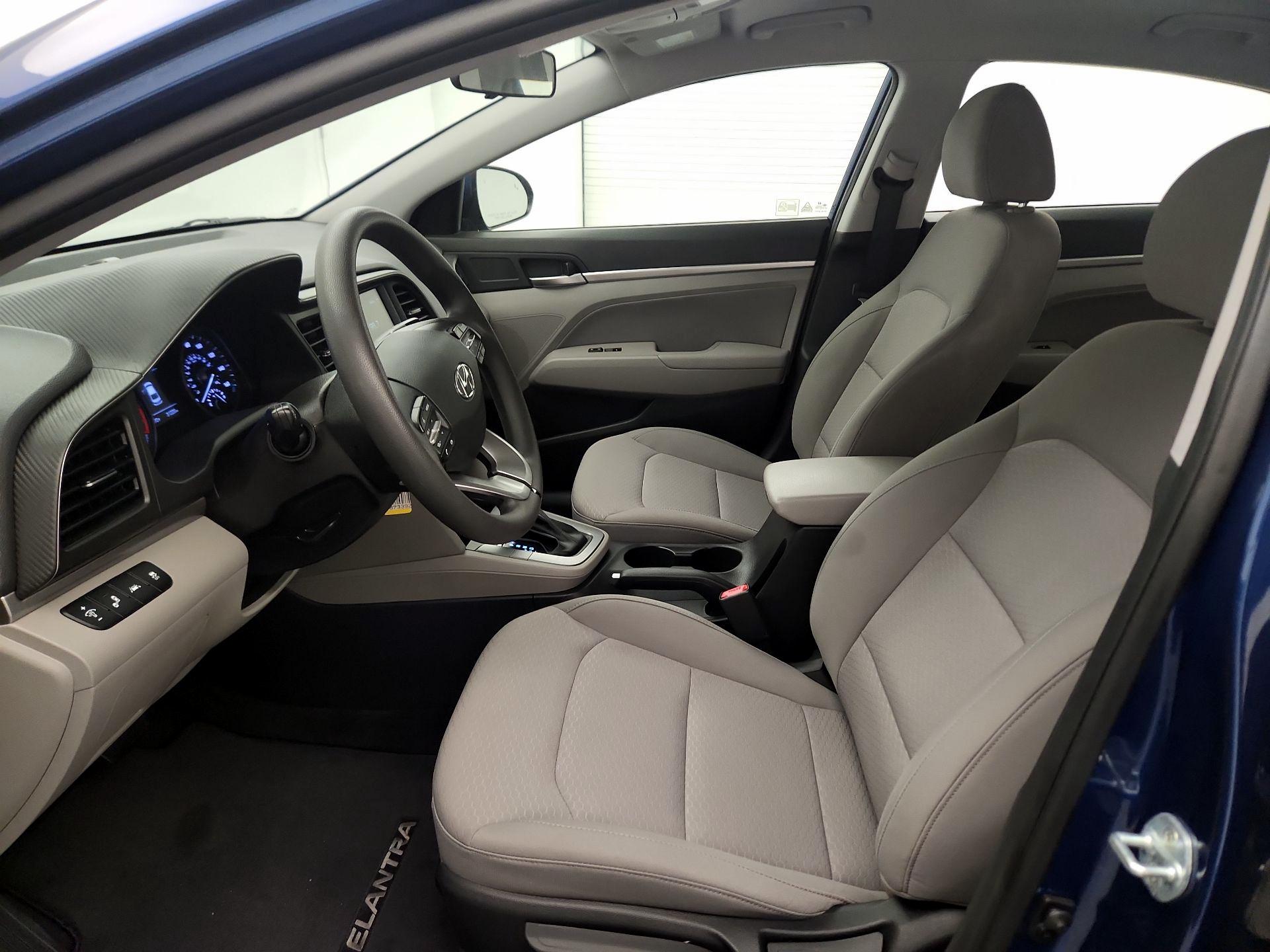 Thumbnail: 2020 Hyundai Elantra - 11