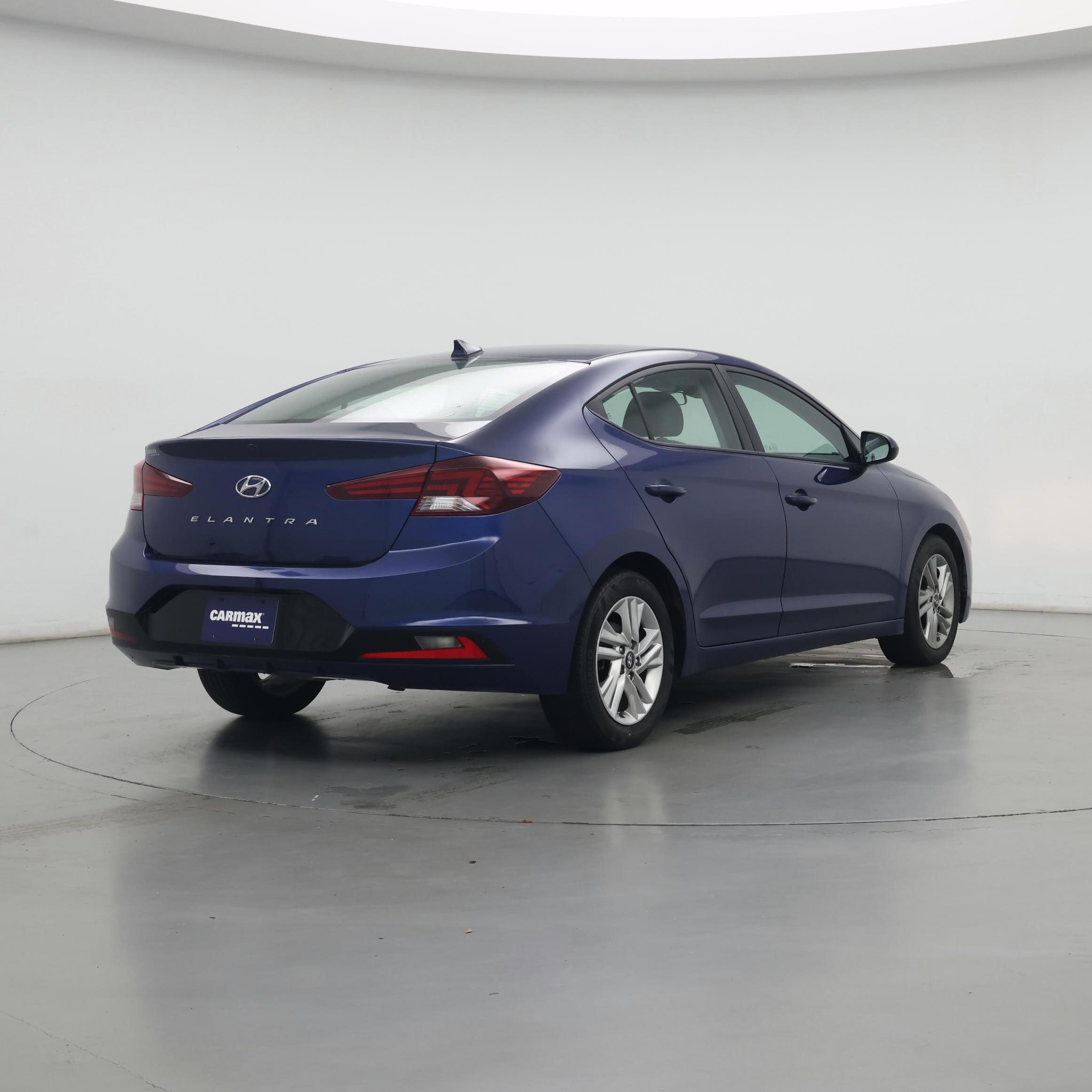 Thumbnail: 2020 Hyundai Elantra - 8