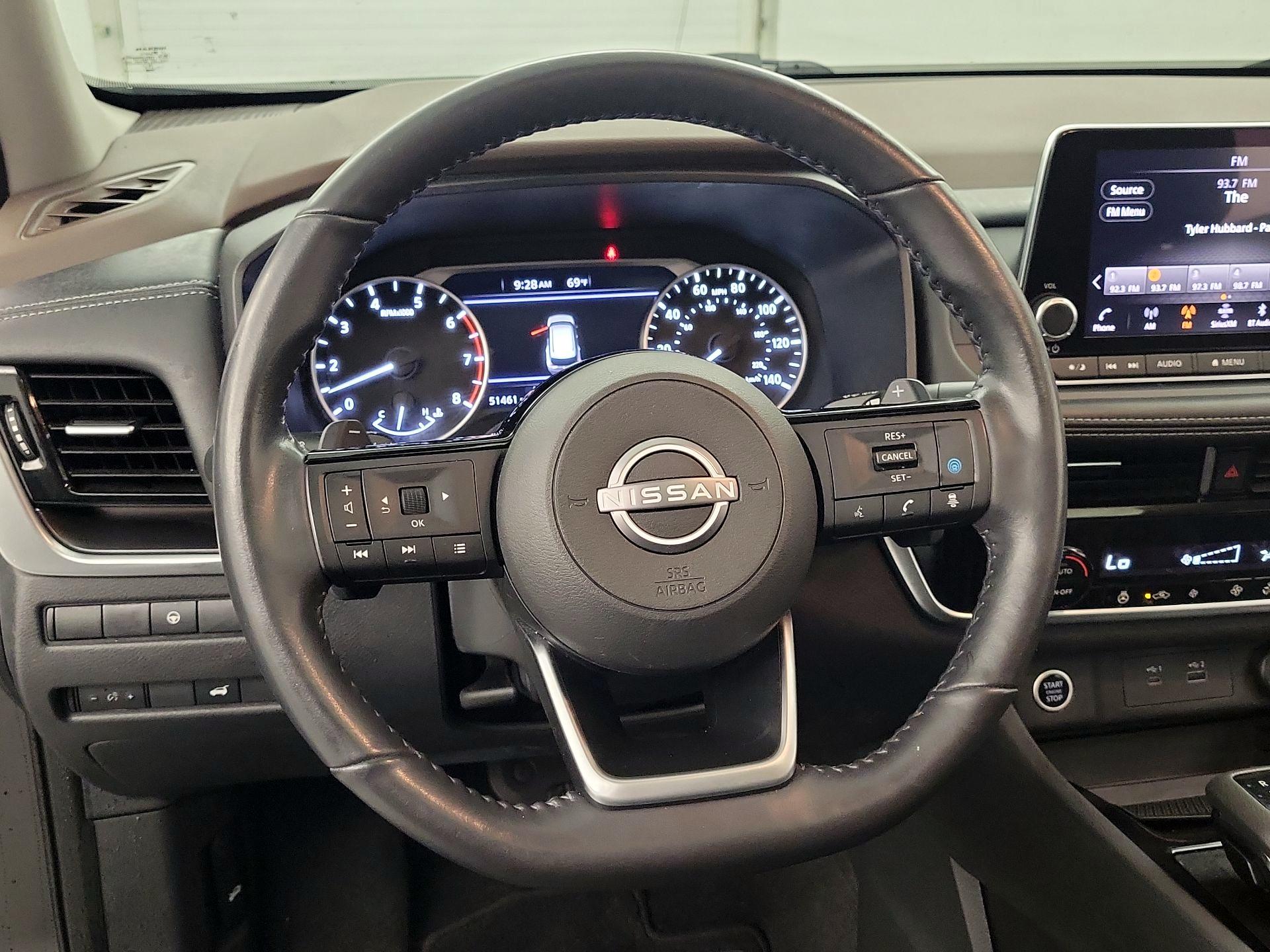 Thumbnail: 2022 Nissan Rogue - 10