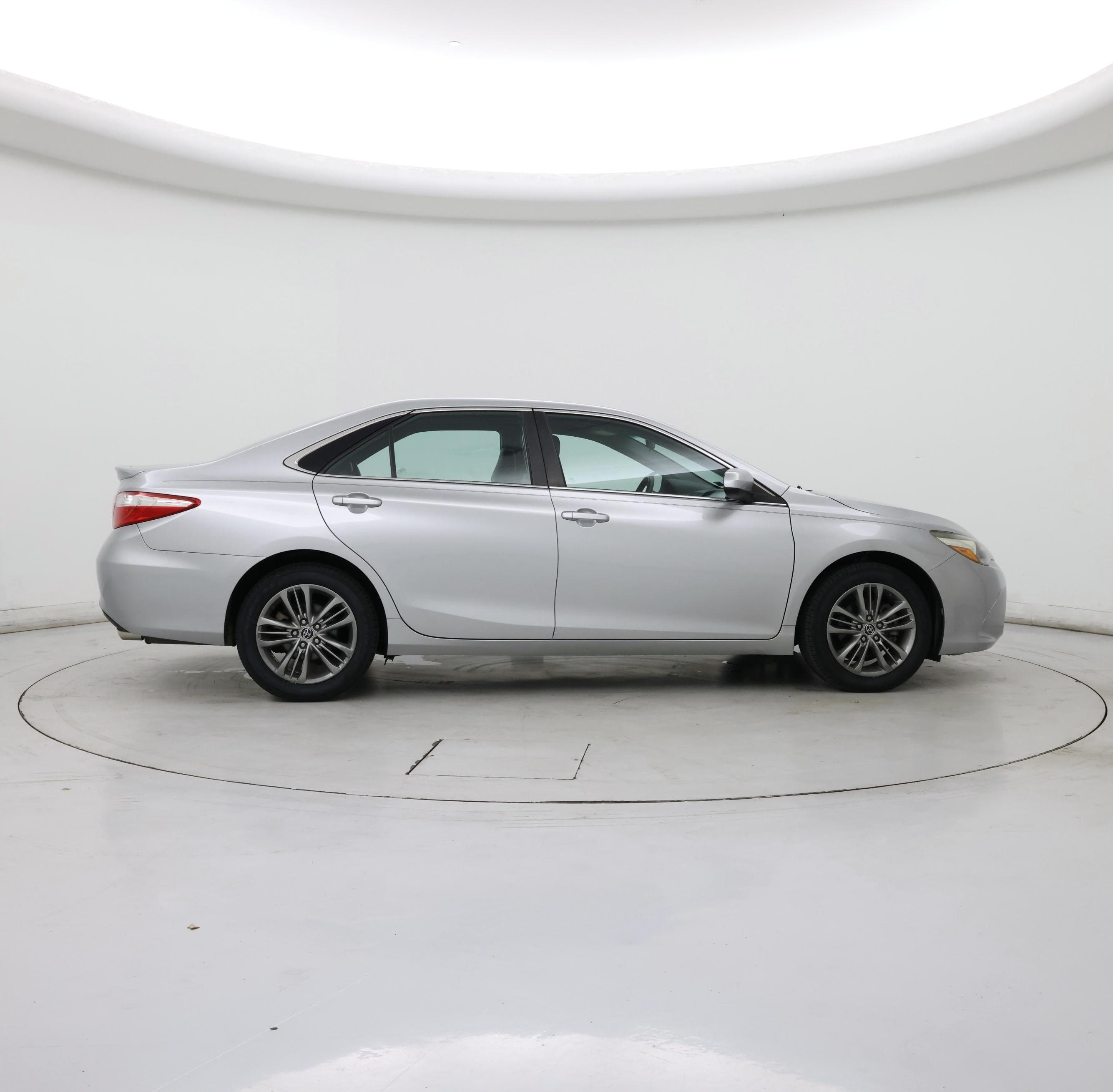 Thumbnail: 2015 Toyota Camry - 7