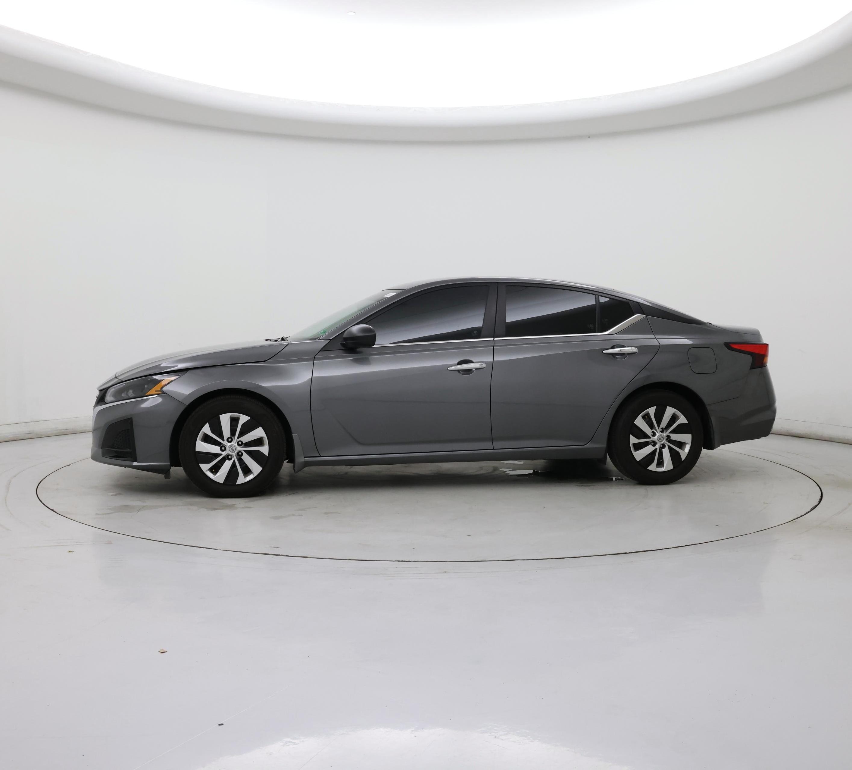 Thumbnail: 2024 Nissan Altima - 3