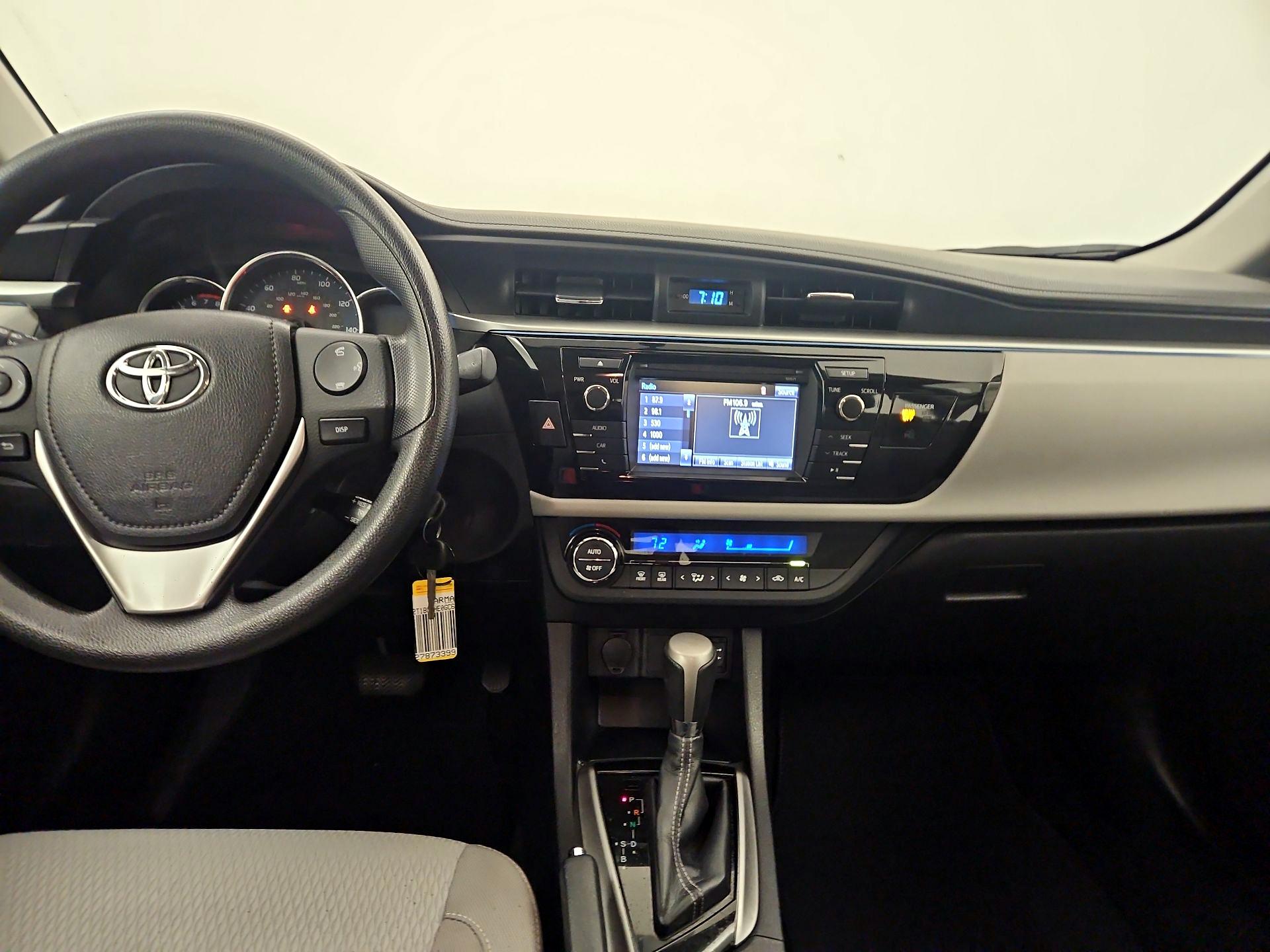 Thumbnail: 2016 Toyota Corolla - 9