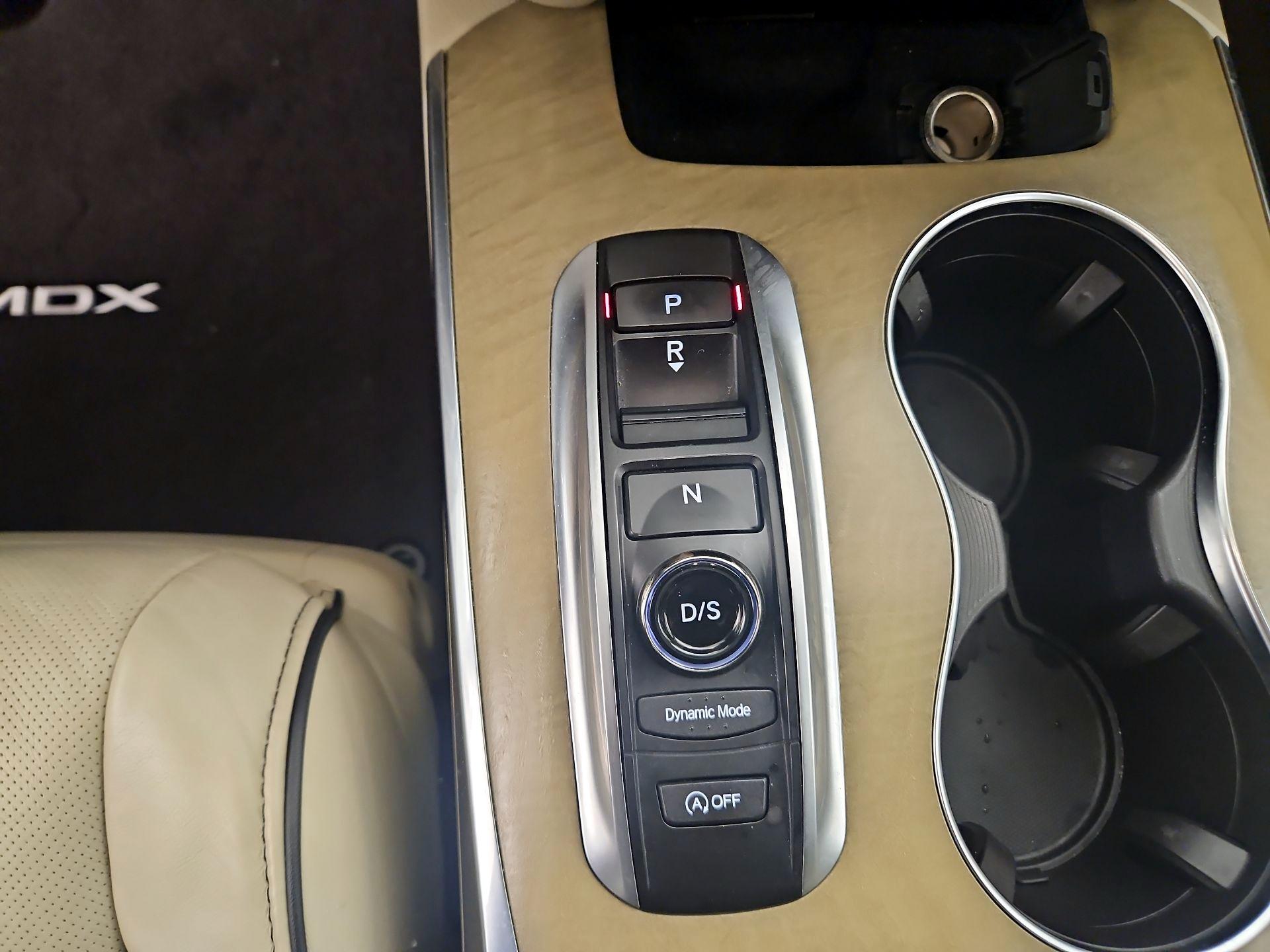 Thumbnail: 2019 Acura MDX - 17