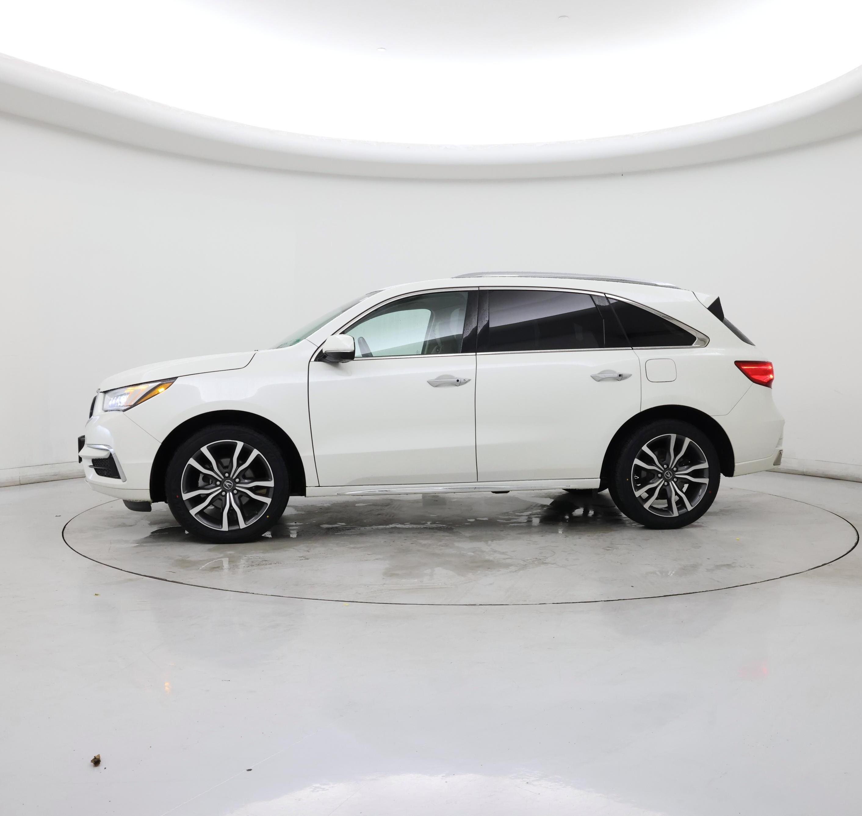 Thumbnail: 2019 Acura MDX - 3