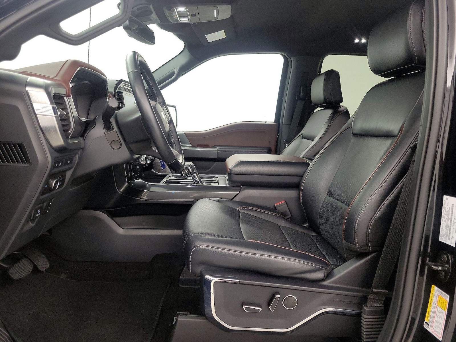 2022 Ford F-150 Lariat - Photo 12