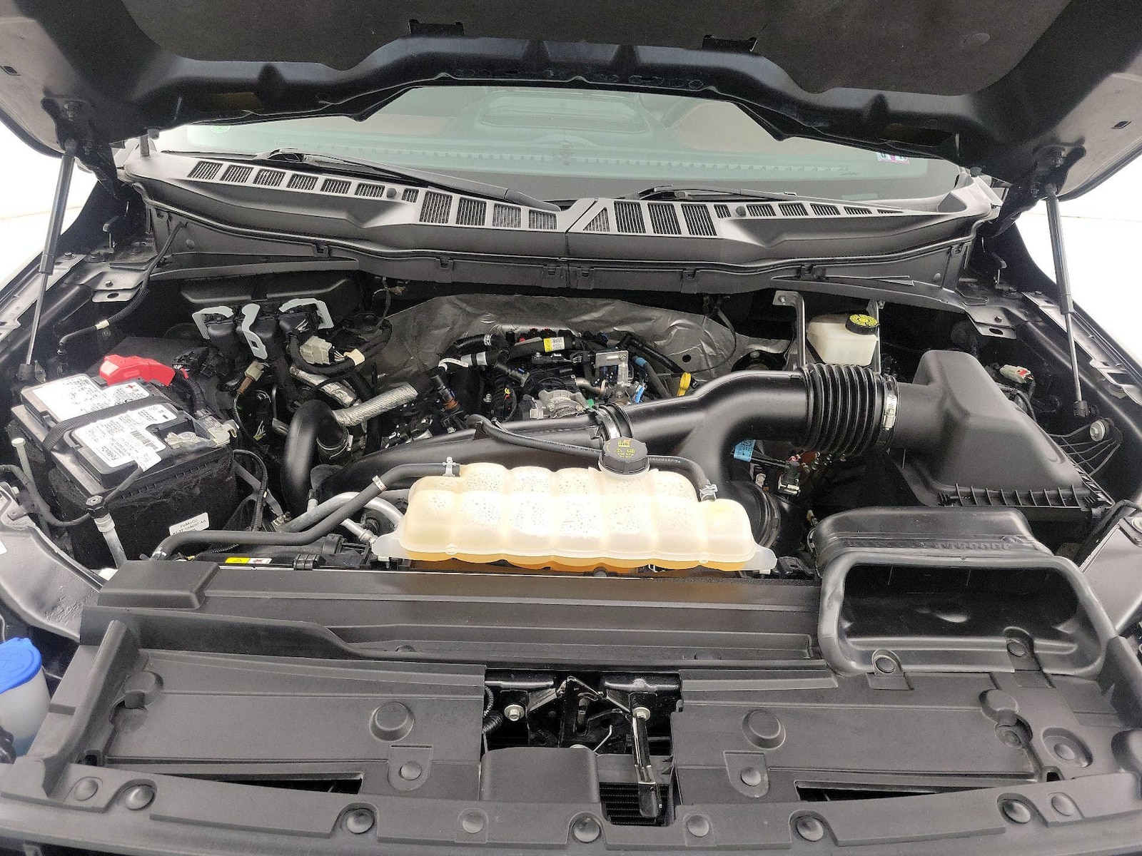 2022 Ford F-150 Lariat - Photo 23