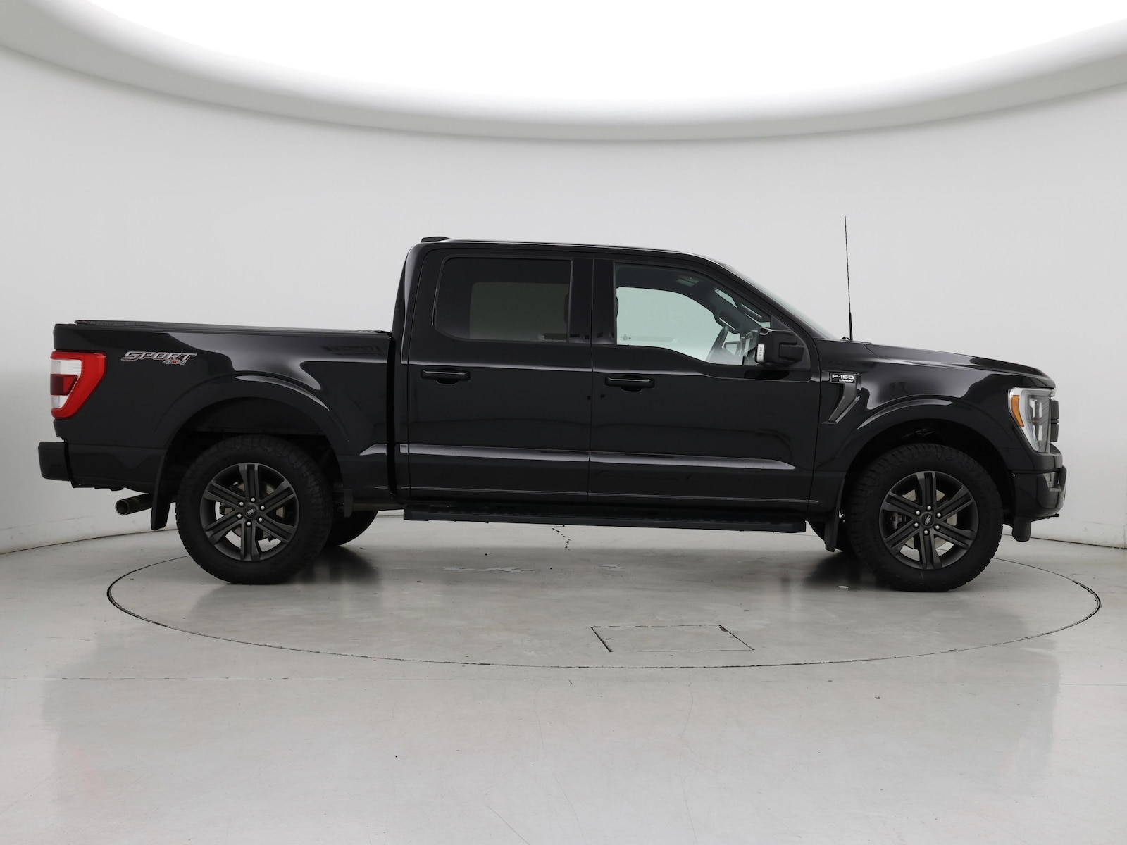 2022 Ford F-150 Lariat - Photo 8